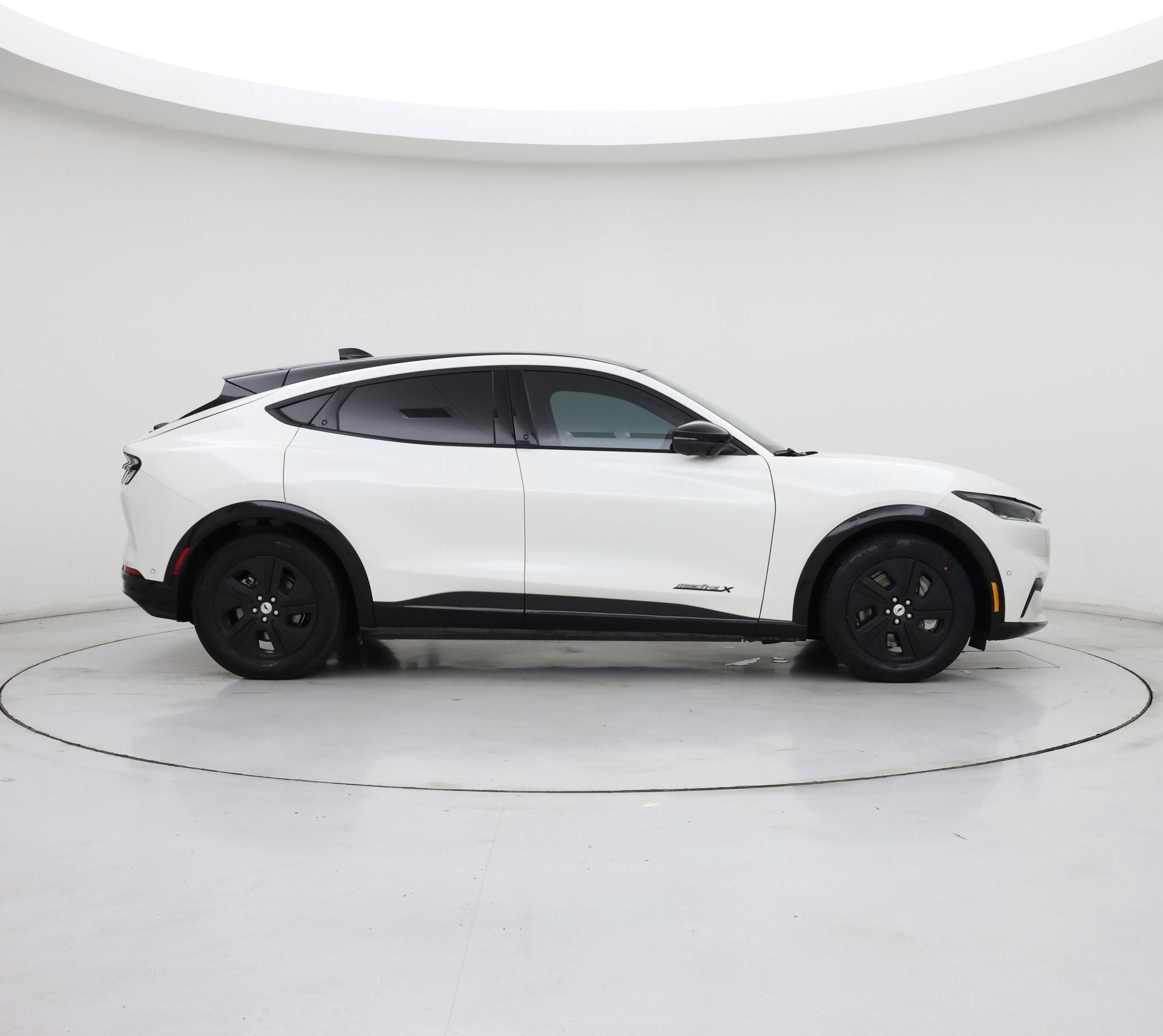 Thumbnail: 2022 Ford Mustang Mach-E - 7