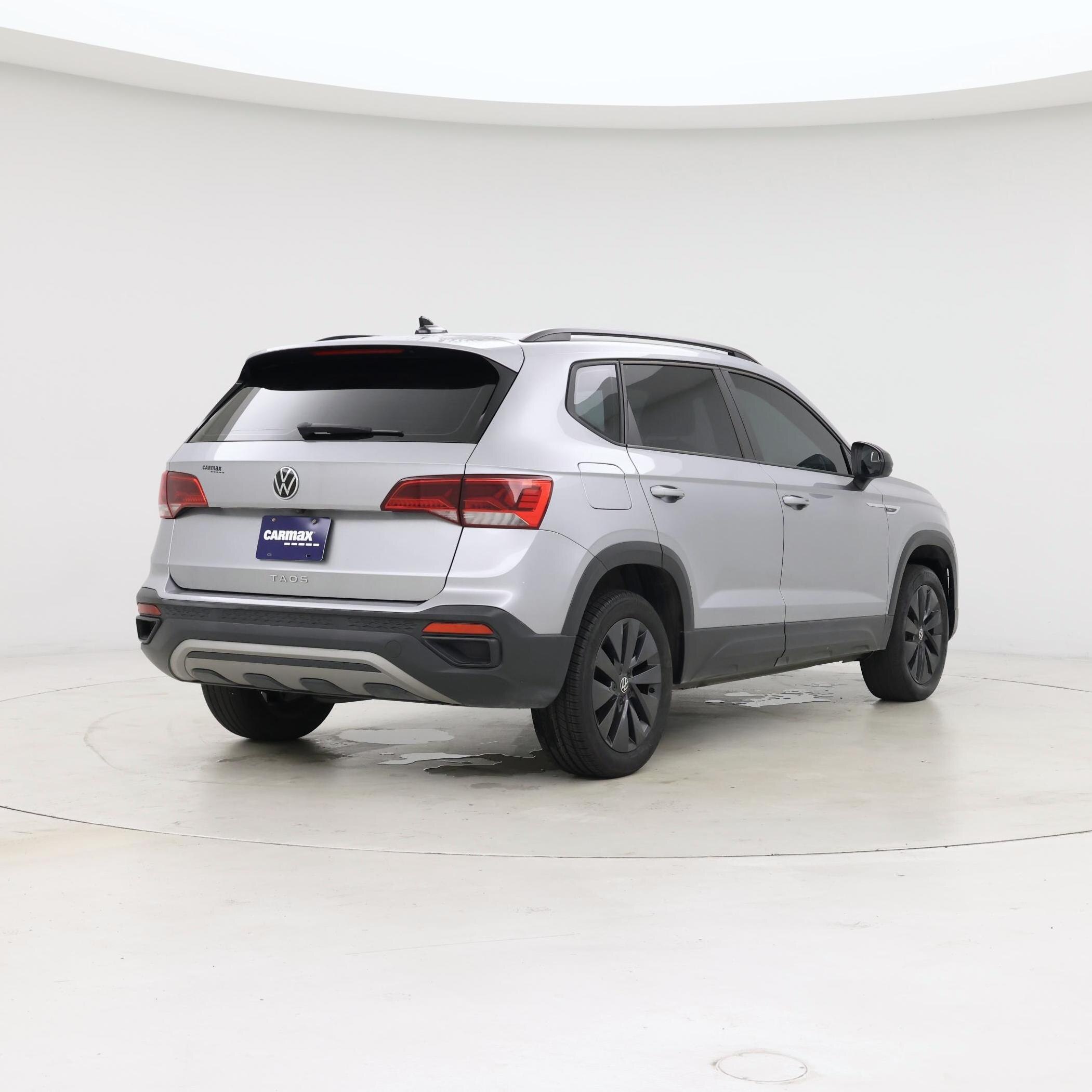Thumbnail: 2023 Volkswagen Taos - 8