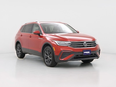 Red 2023 Volkswagen Tiguan SE