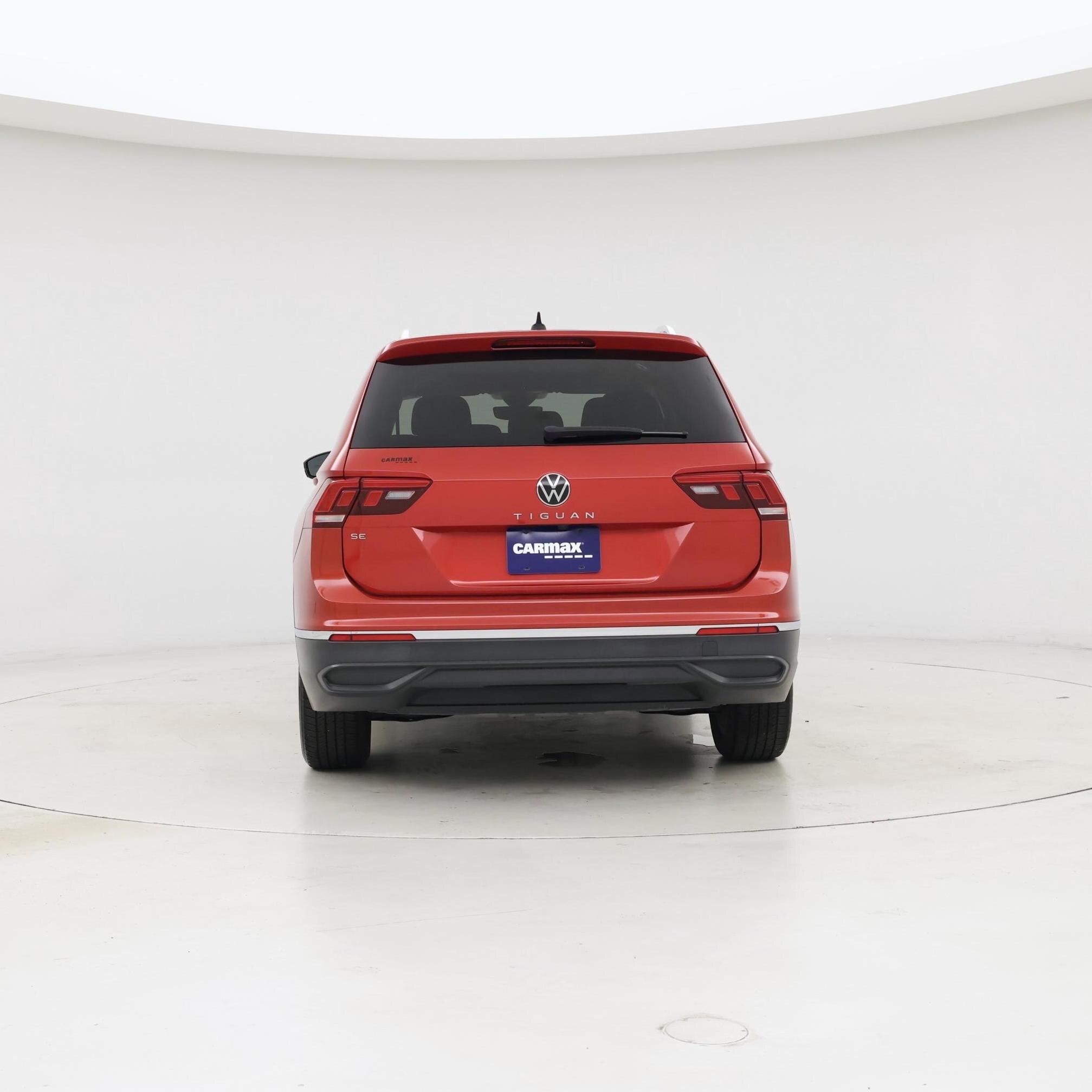 Thumbnail: 2023 Volkswagen Tiguan - 6