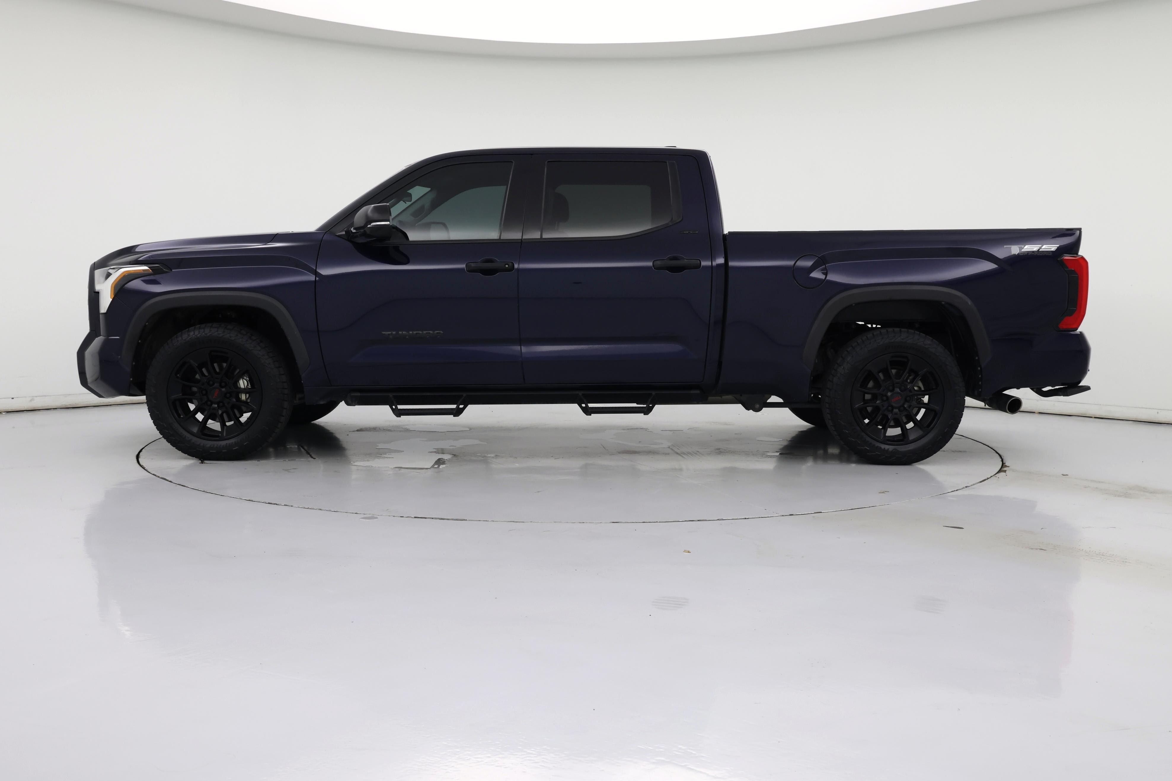 Thumbnail: 2023 Toyota Tundra - 3