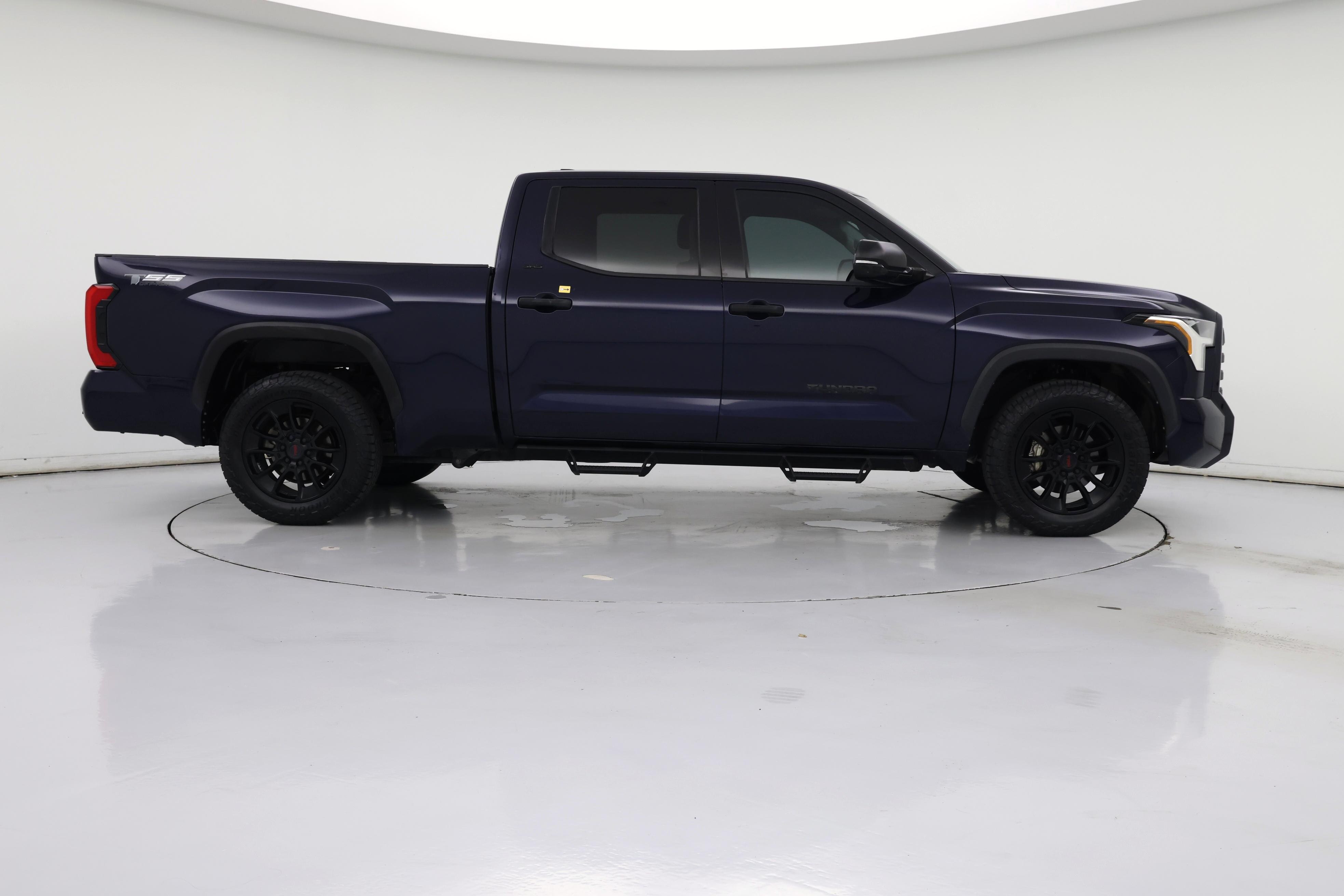 Thumbnail: 2023 Toyota Tundra - 7