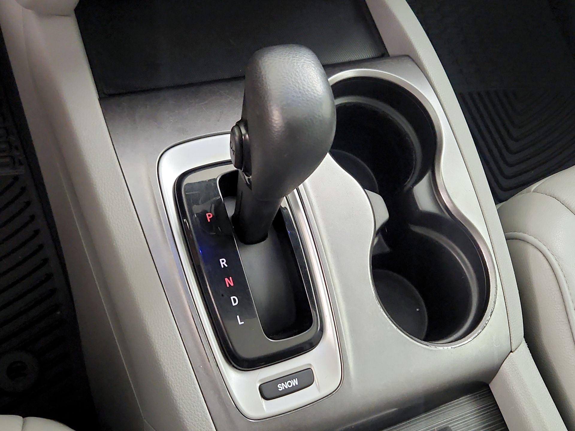 Thumbnail: 2019 Honda Pilot - 17