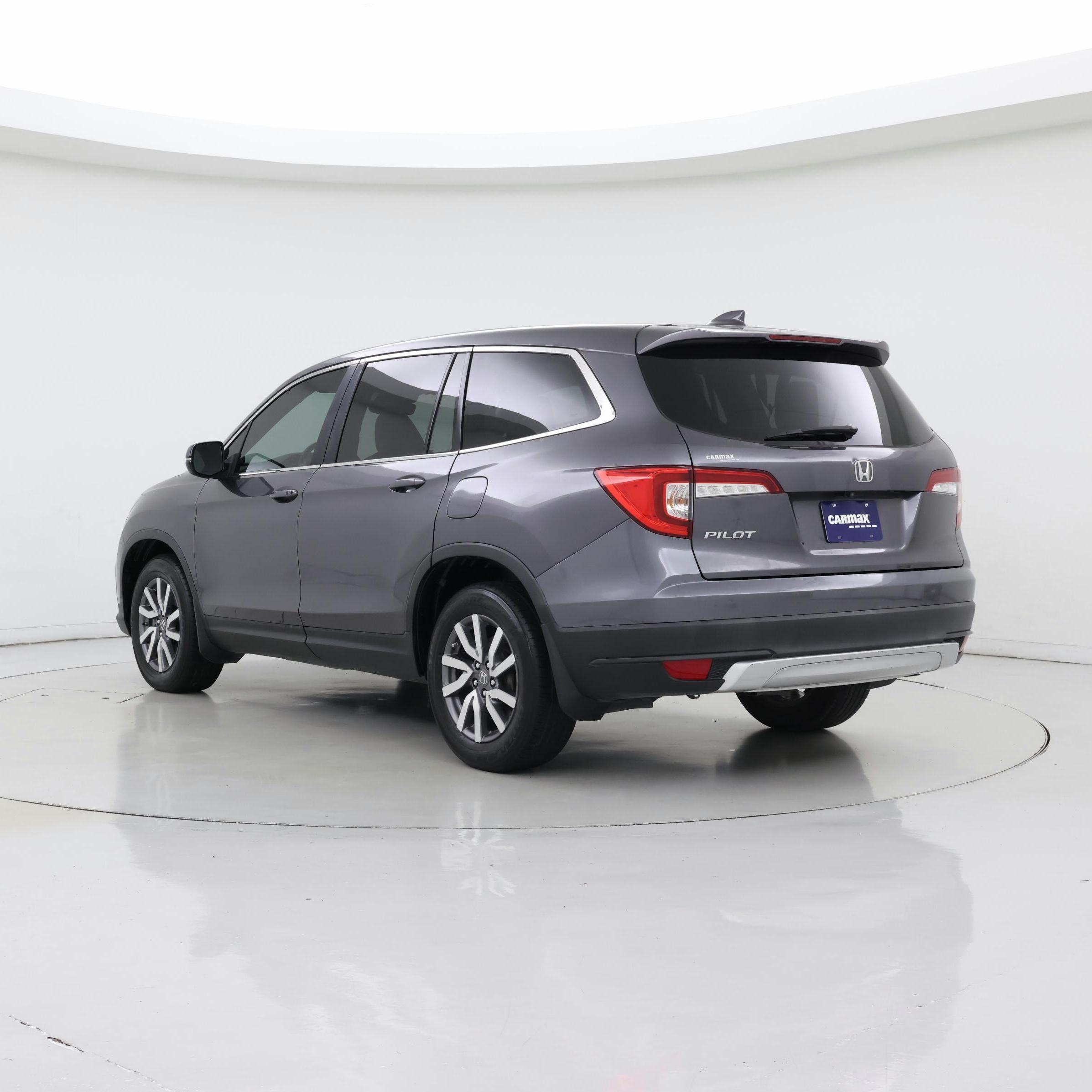 Thumbnail: 2019 Honda Pilot - 2