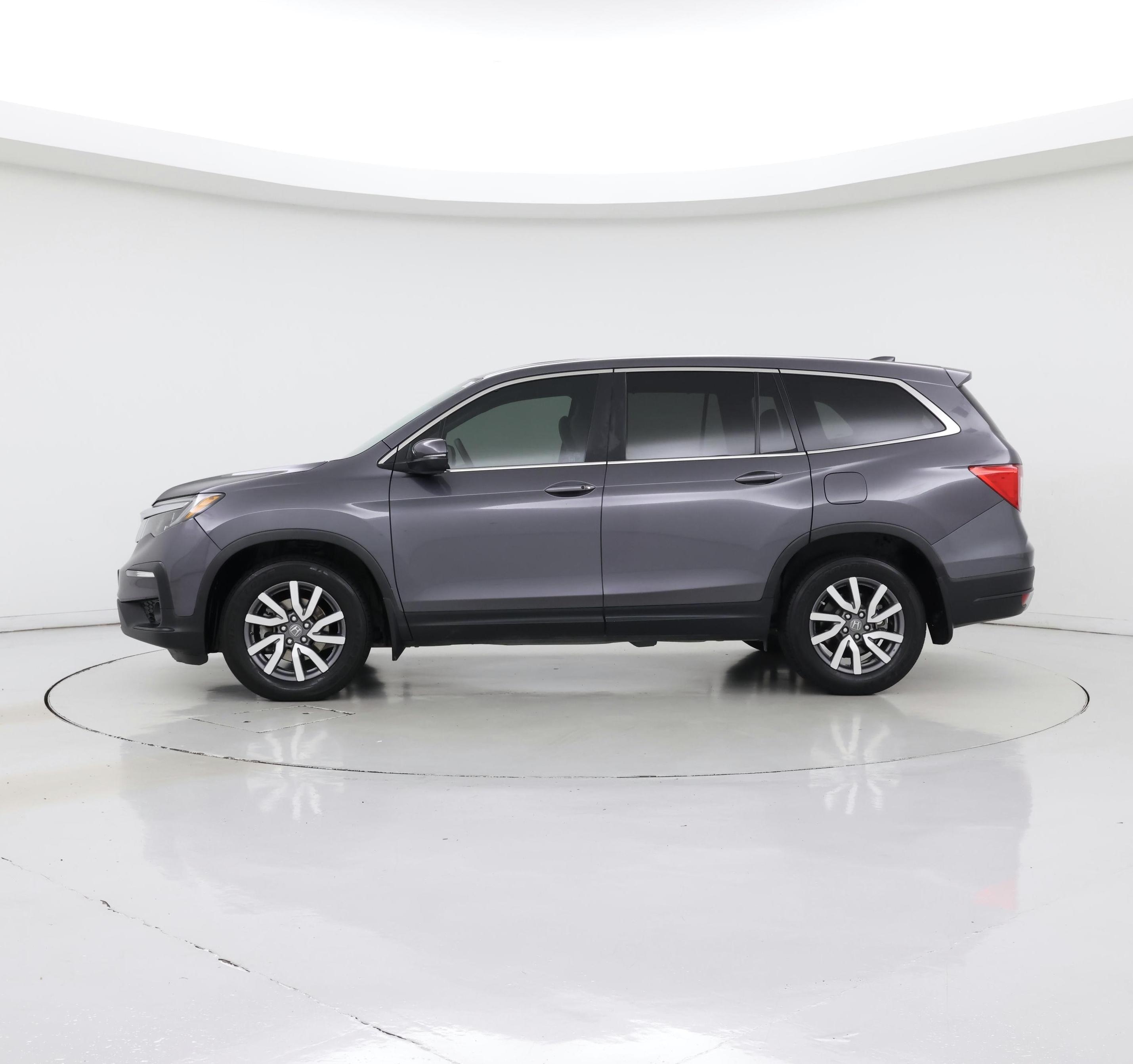 Thumbnail: 2019 Honda Pilot - 3