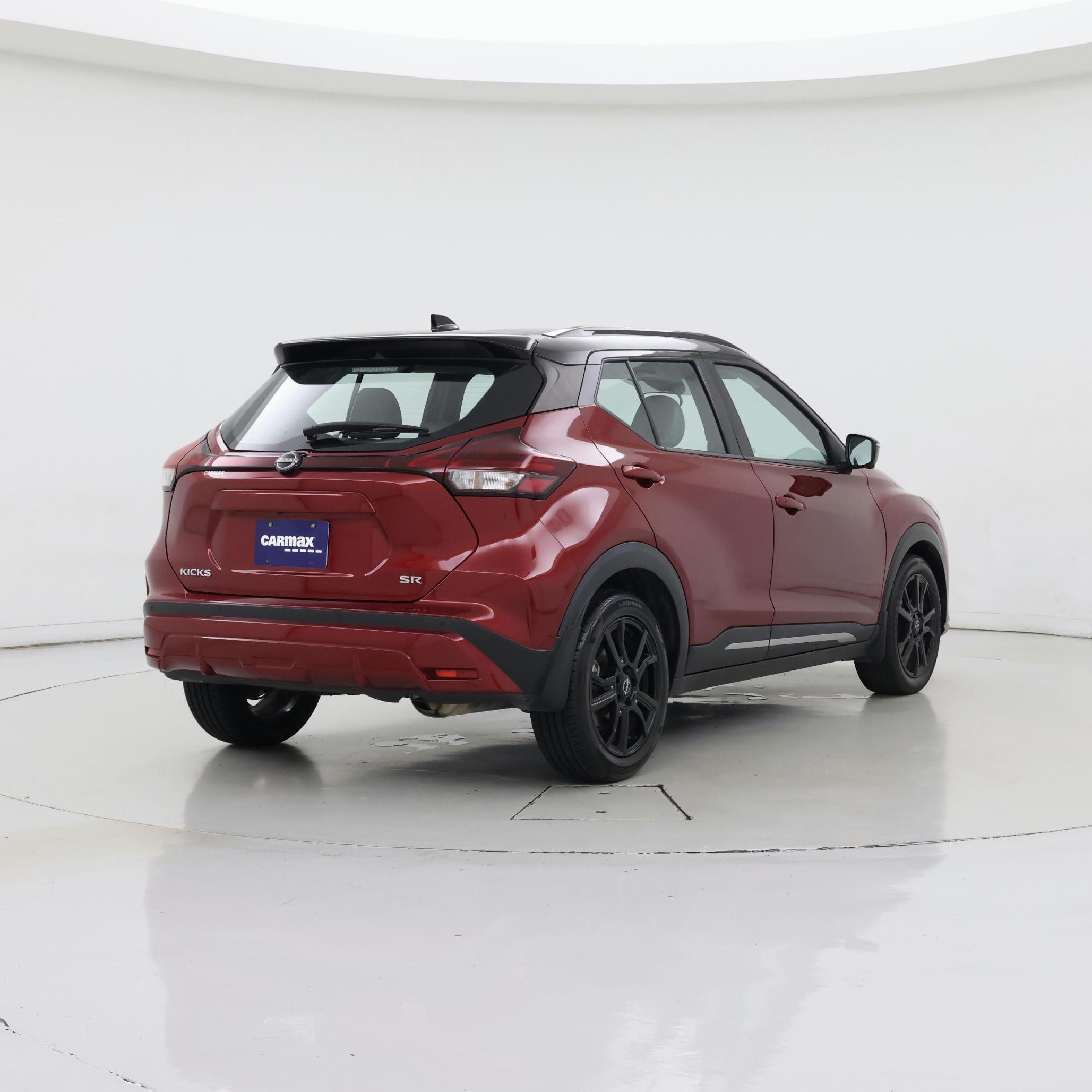 Thumbnail: 2023 Nissan Kicks - 8