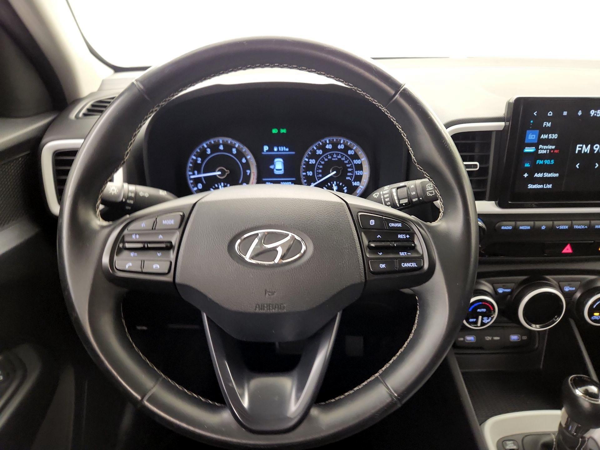 Thumbnail: 2022 Hyundai Venue - 10