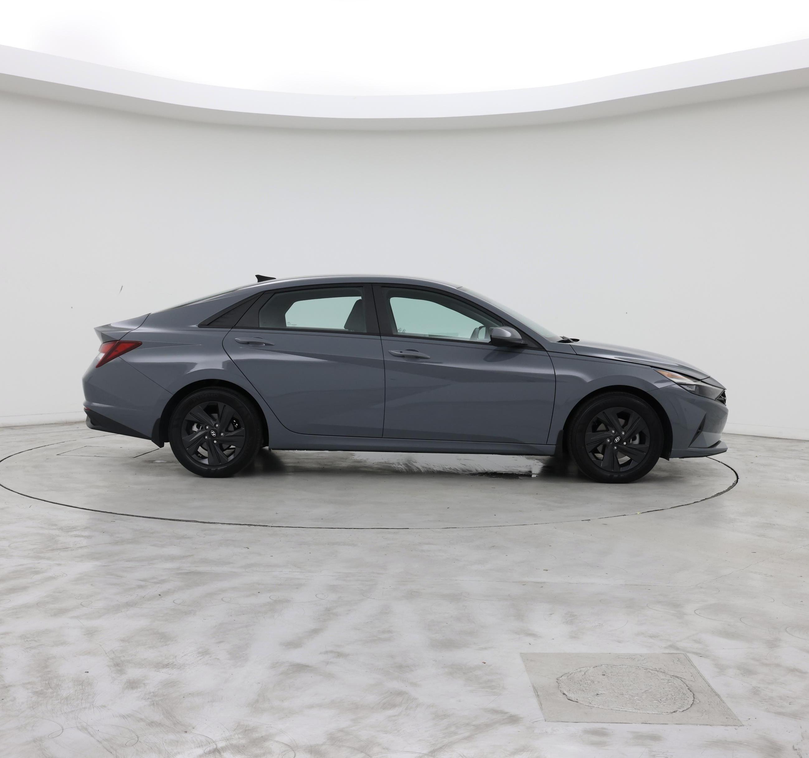 Thumbnail: 2022 Hyundai Elantra - 7