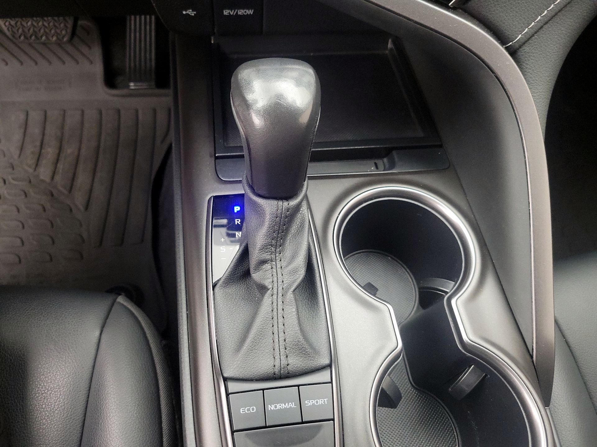 Thumbnail: 2024 Toyota Camry - 17