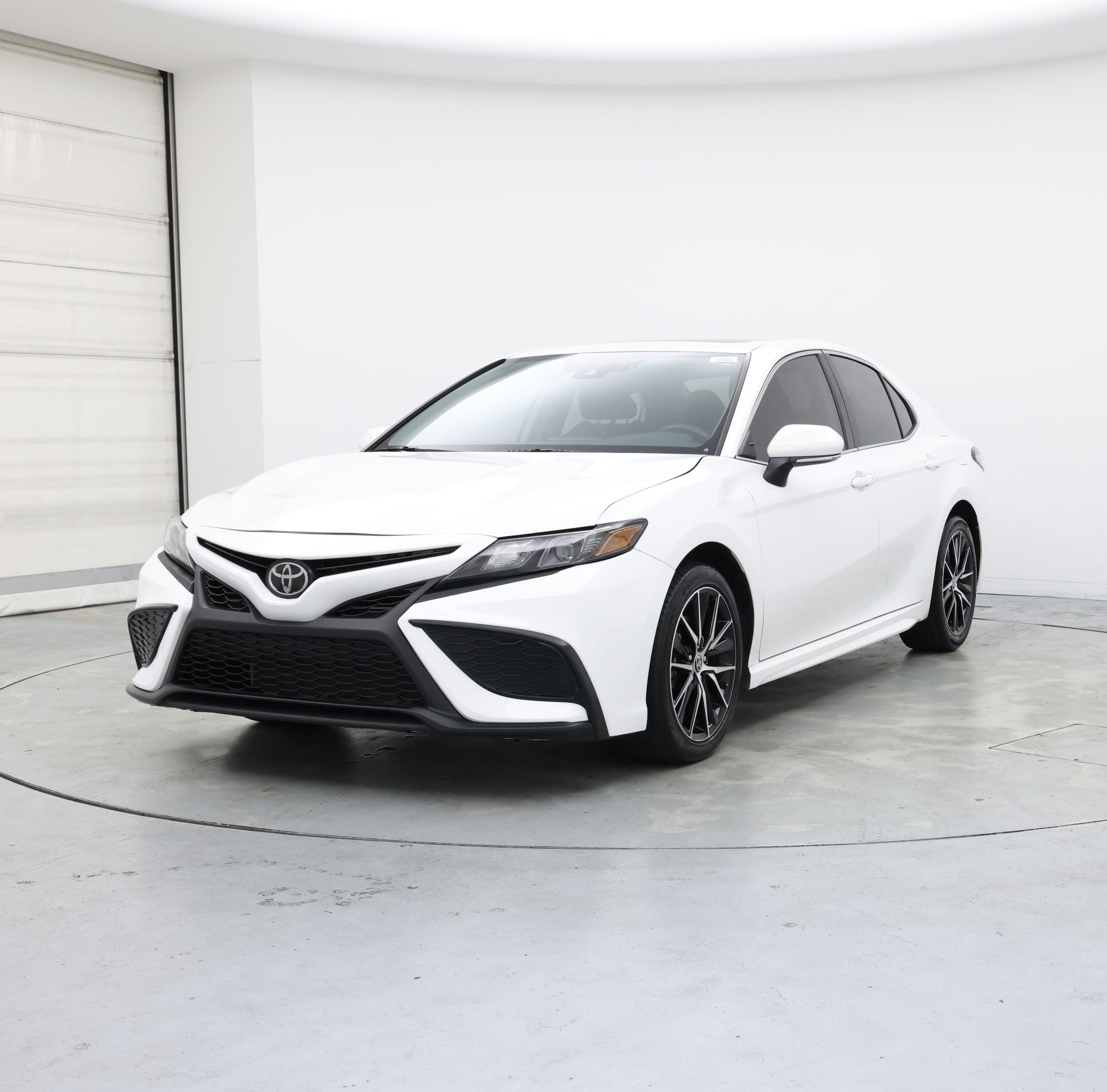 Thumbnail: 2024 Toyota Camry - 4