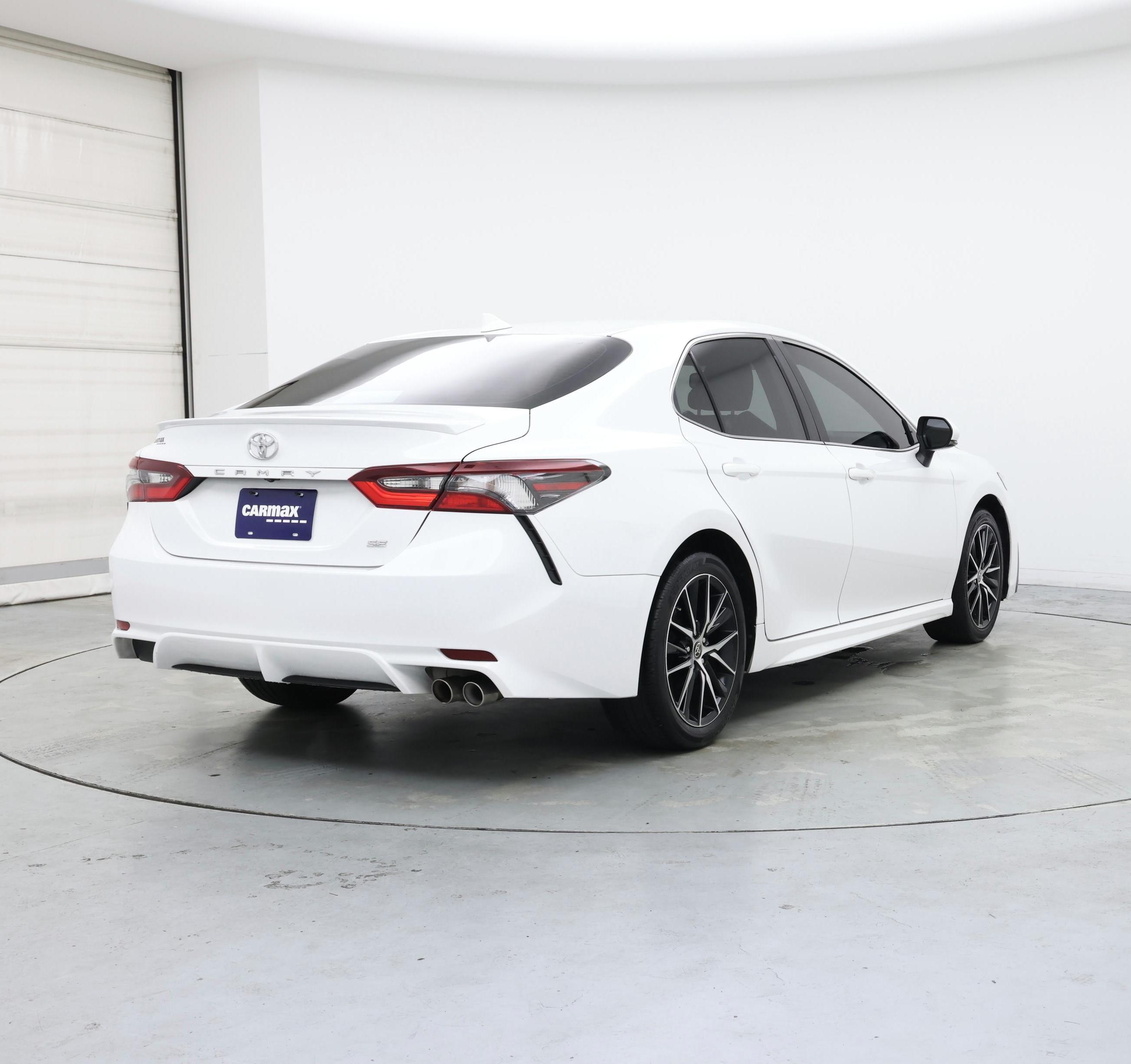 Thumbnail: 2024 Toyota Camry - 8