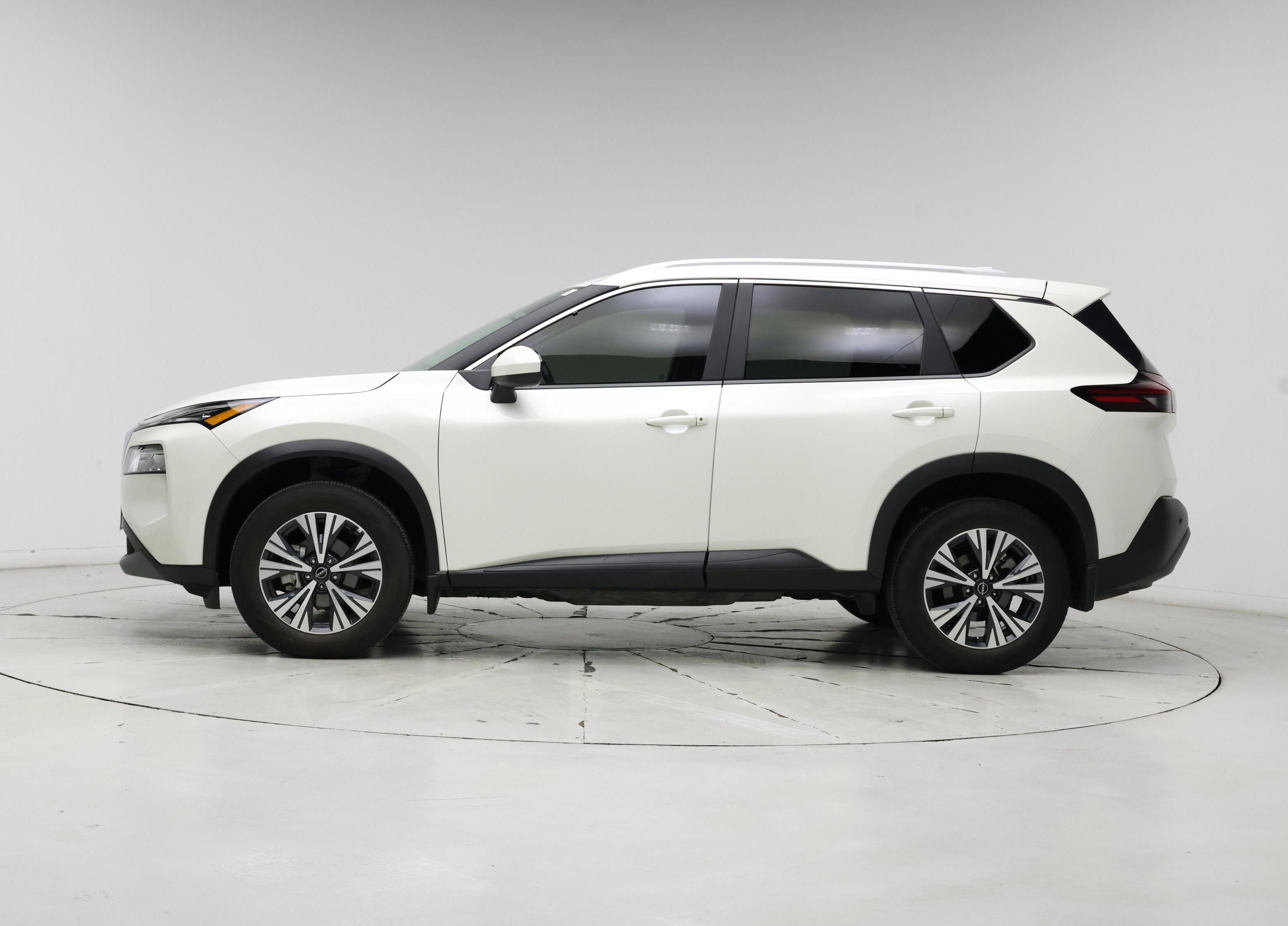 Thumbnail: 2023 Nissan Rogue - 3
