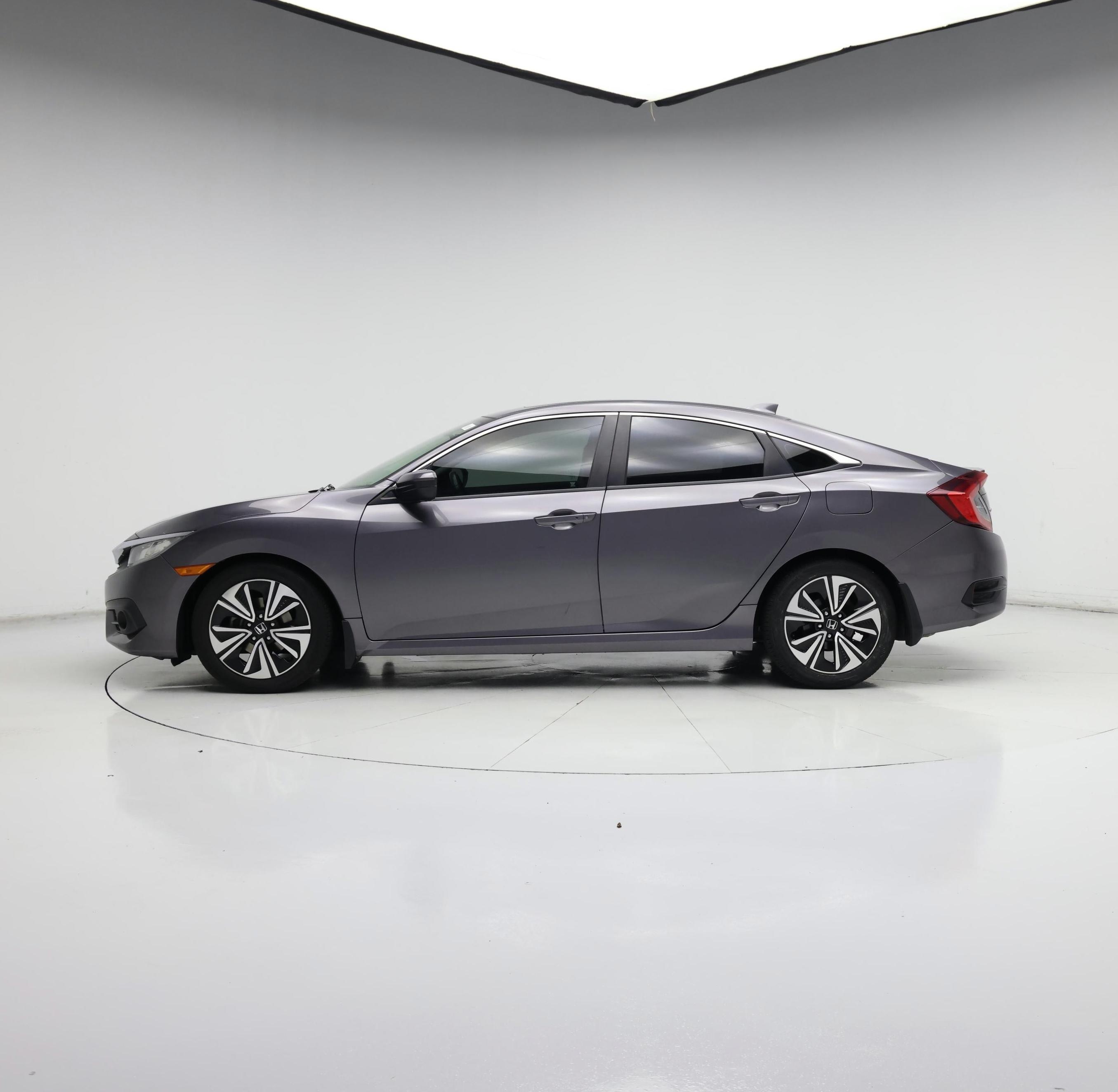 Thumbnail: 2017 Honda Civic - 3