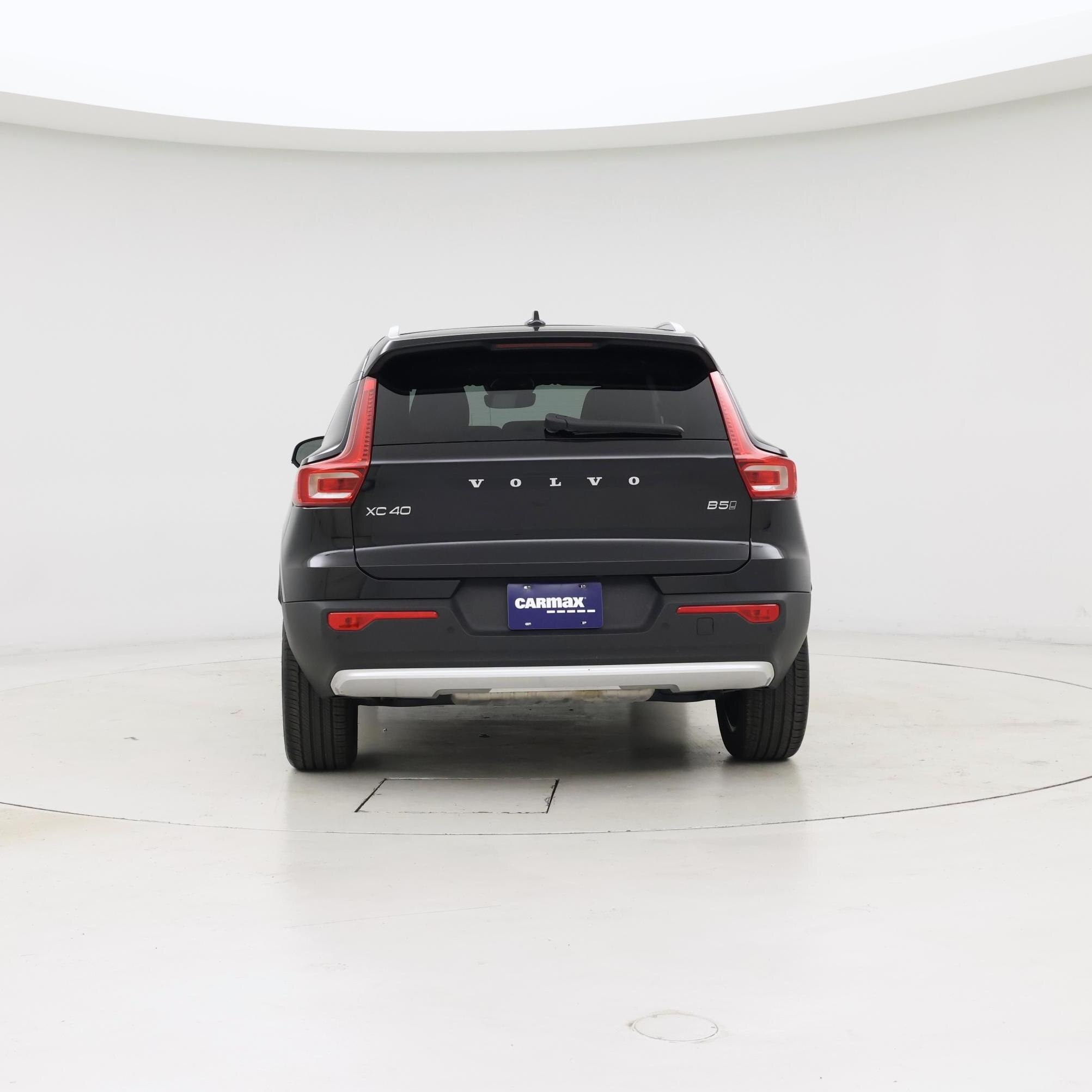 Thumbnail: 2025 Volvo XC40 - 6