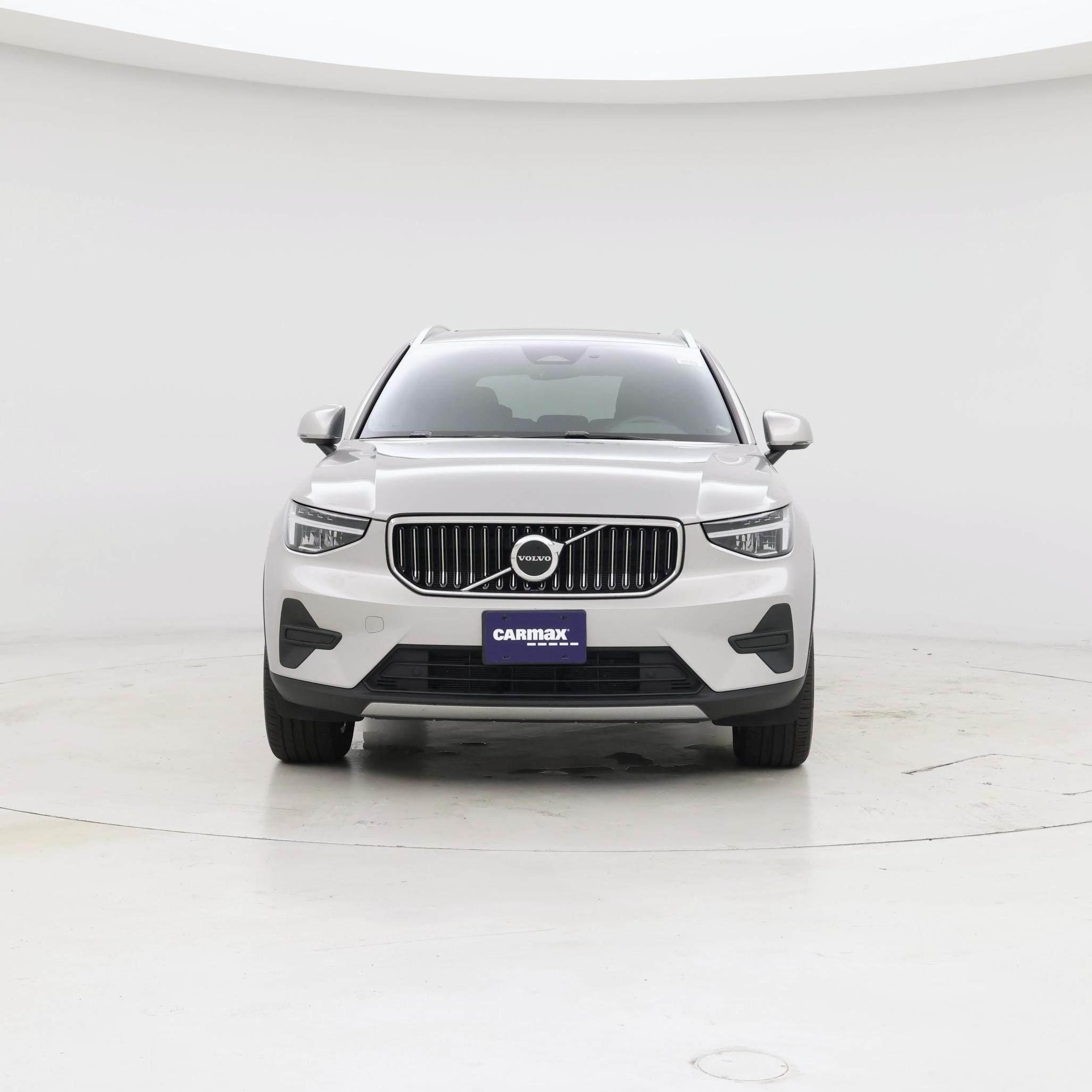 Thumbnail: 2025 Volvo XC40 - 5