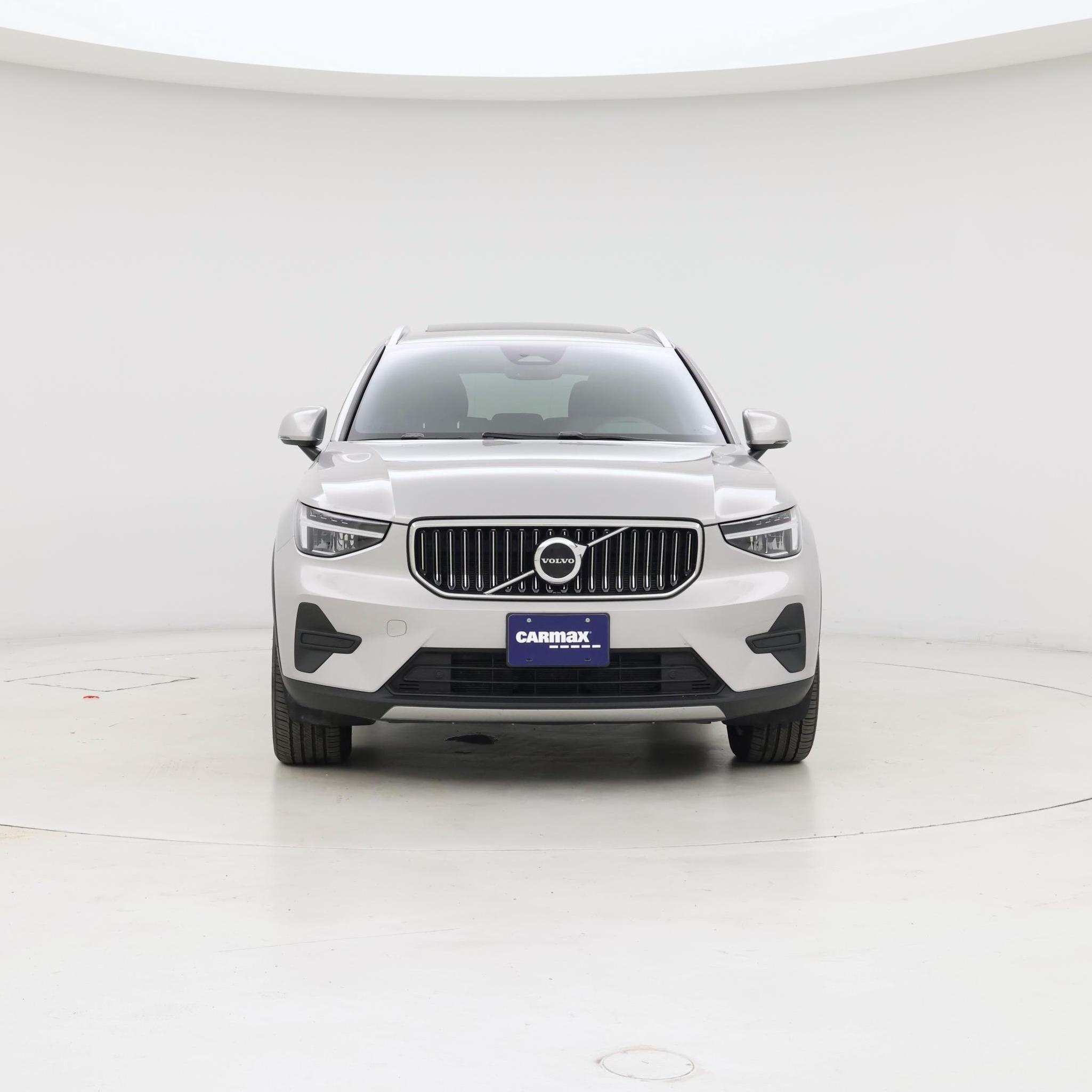 Thumbnail: 2025 Volvo XC40 - 5