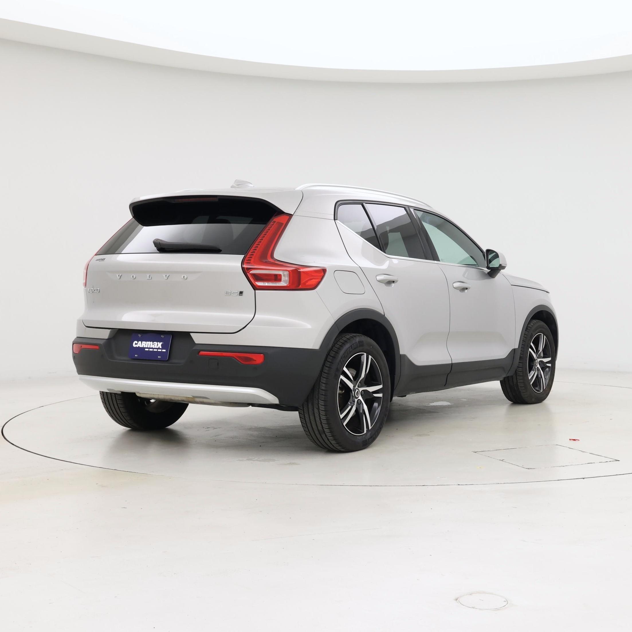 Thumbnail: 2025 Volvo XC40 - 8