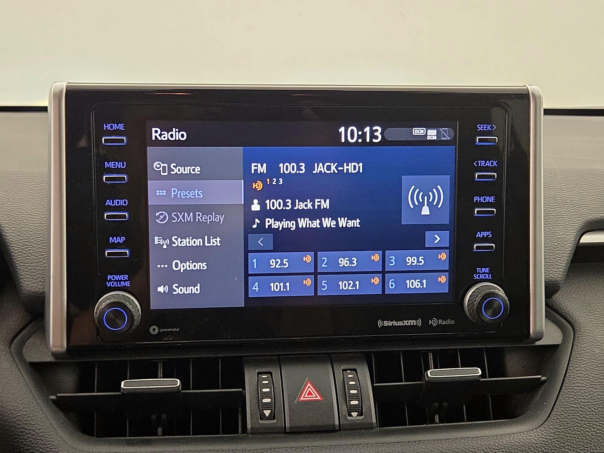 Thumbnail: 2020 Toyota RAV4 - 15