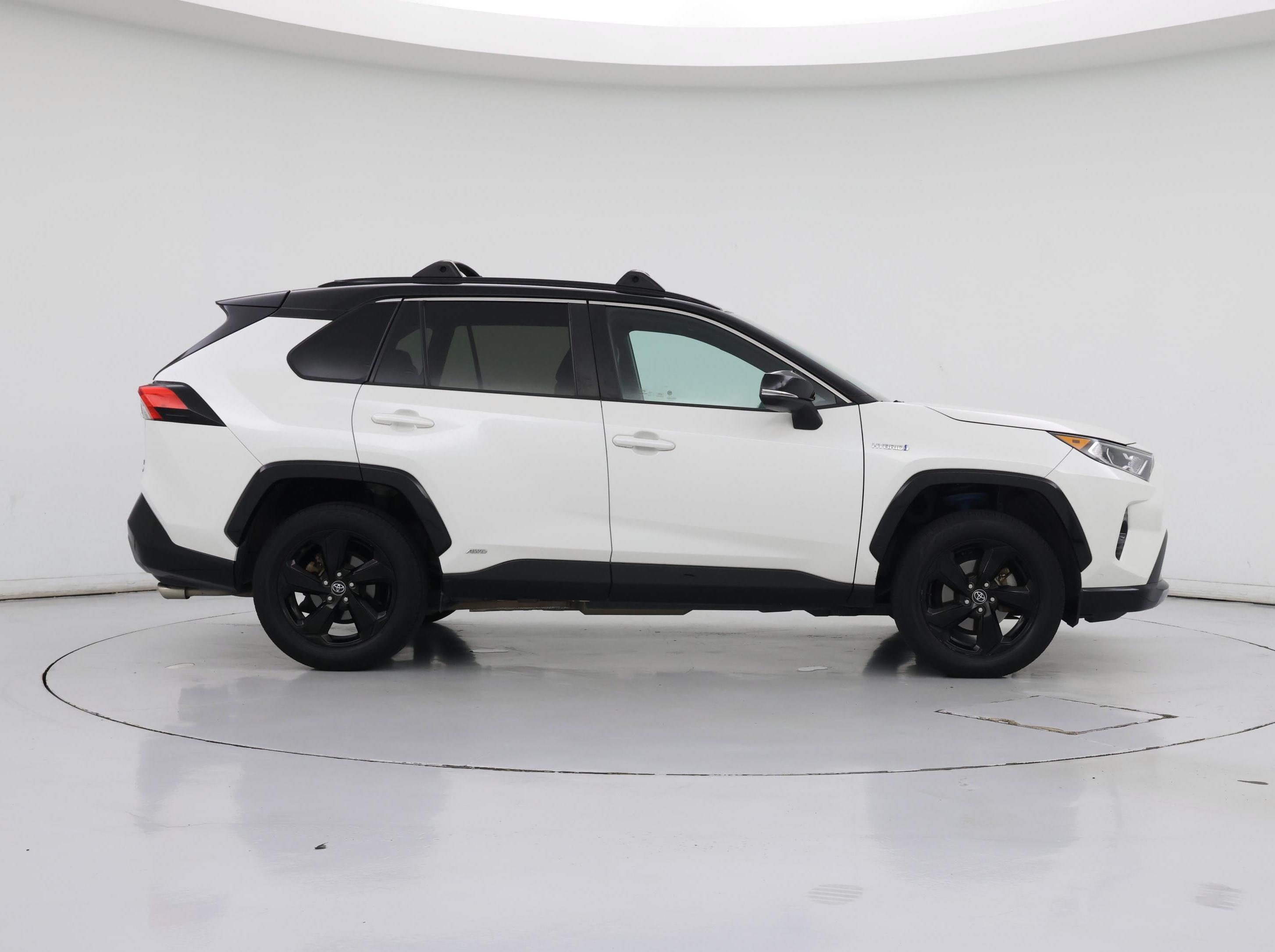 Thumbnail: 2020 Toyota RAV4 - 7
