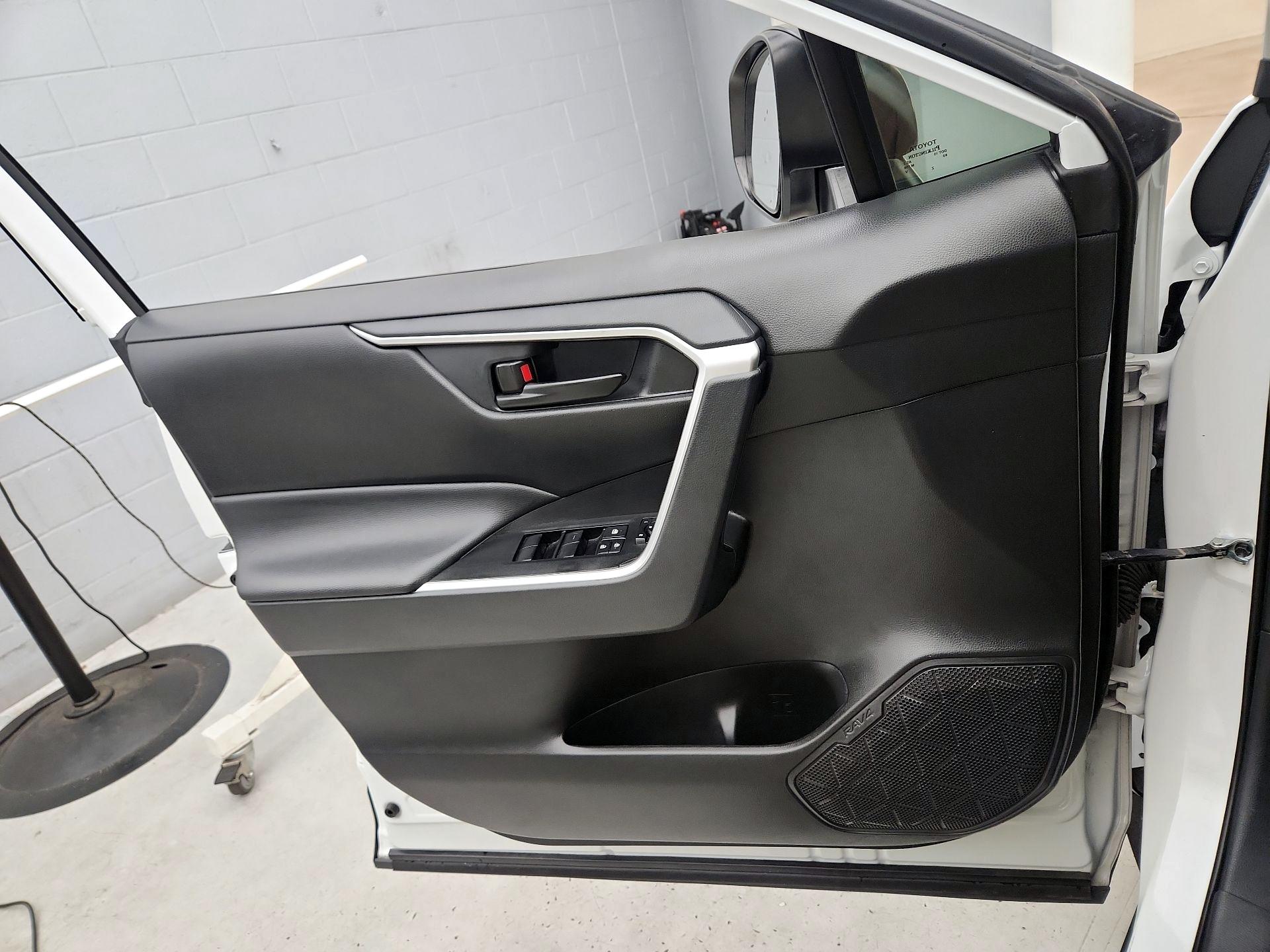 Thumbnail: 2024 Toyota RAV4 - 12