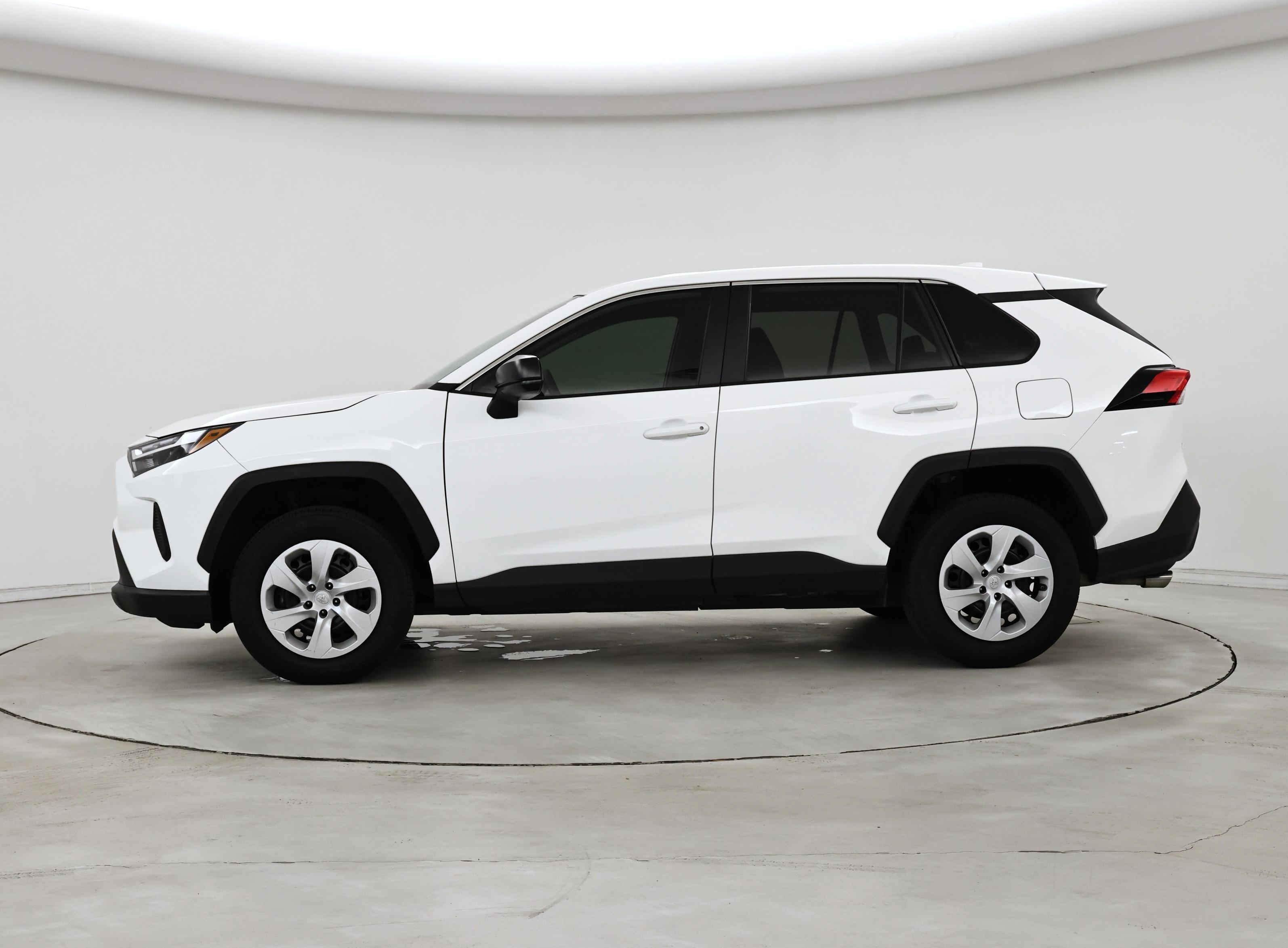 Thumbnail: 2024 Toyota RAV4 - 3
