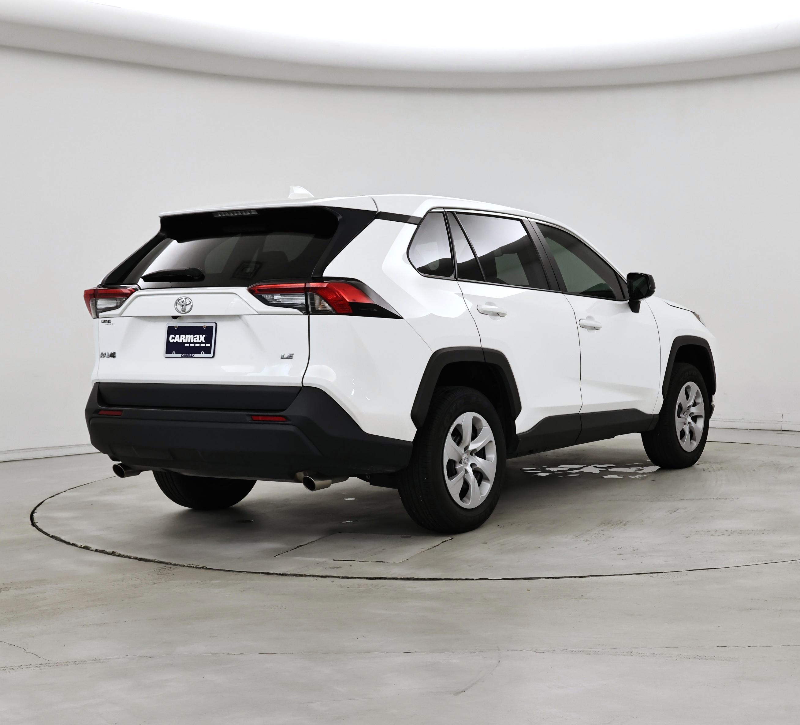 Thumbnail: 2024 Toyota RAV4 - 8