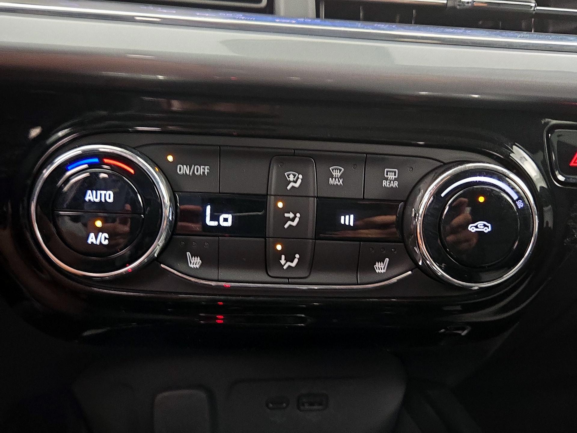 Thumbnail: 2024 Chevrolet Trax - 16