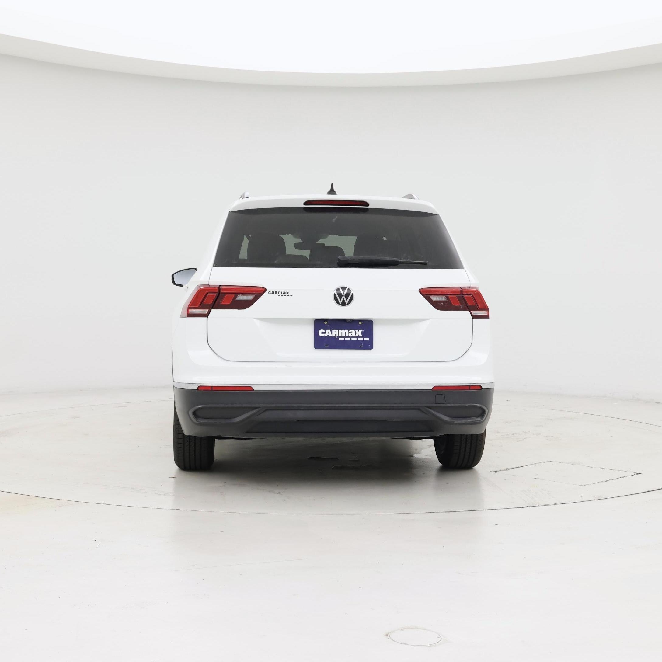 Thumbnail: 2023 Volkswagen Tiguan - 6