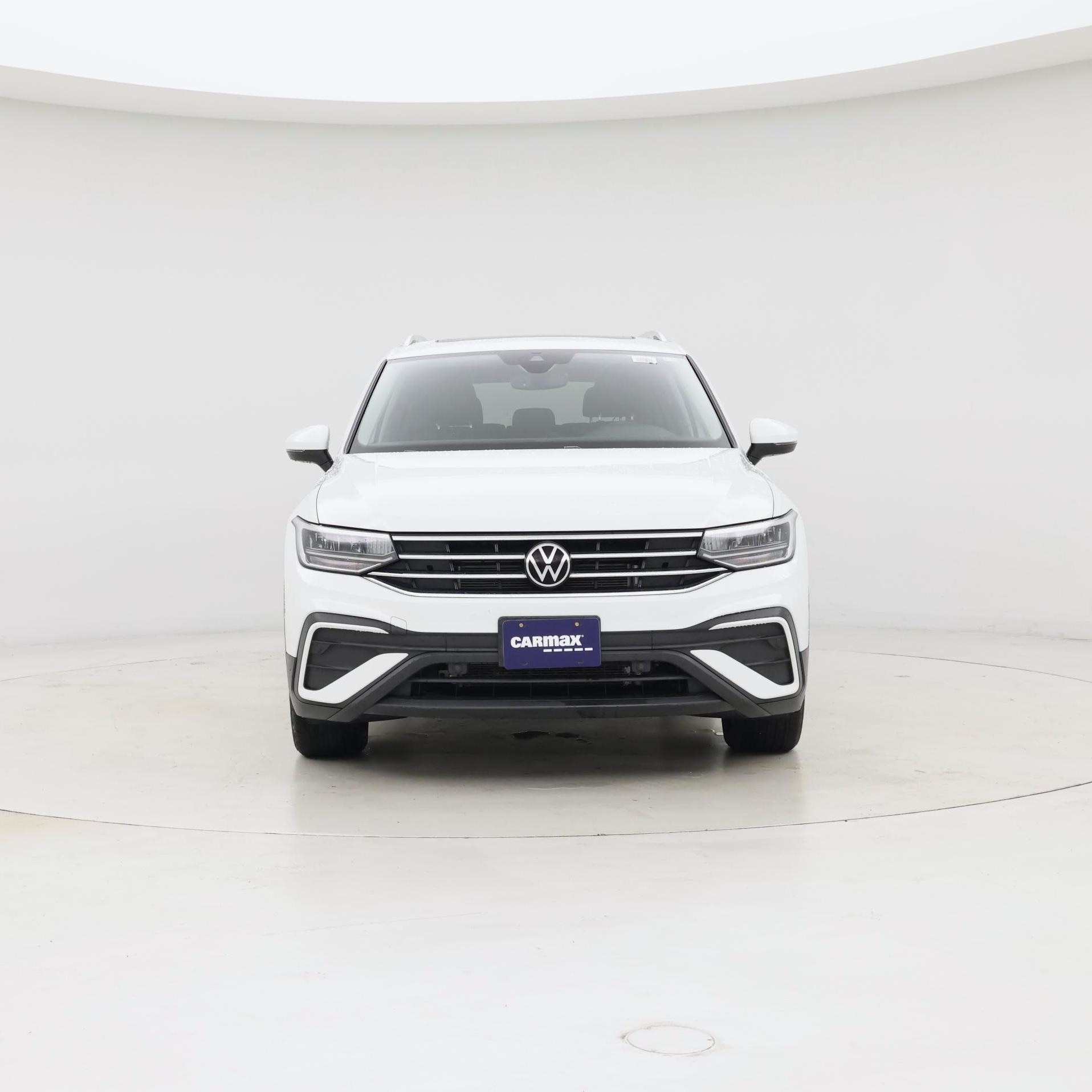Thumbnail: 2022 Volkswagen Tiguan - 5