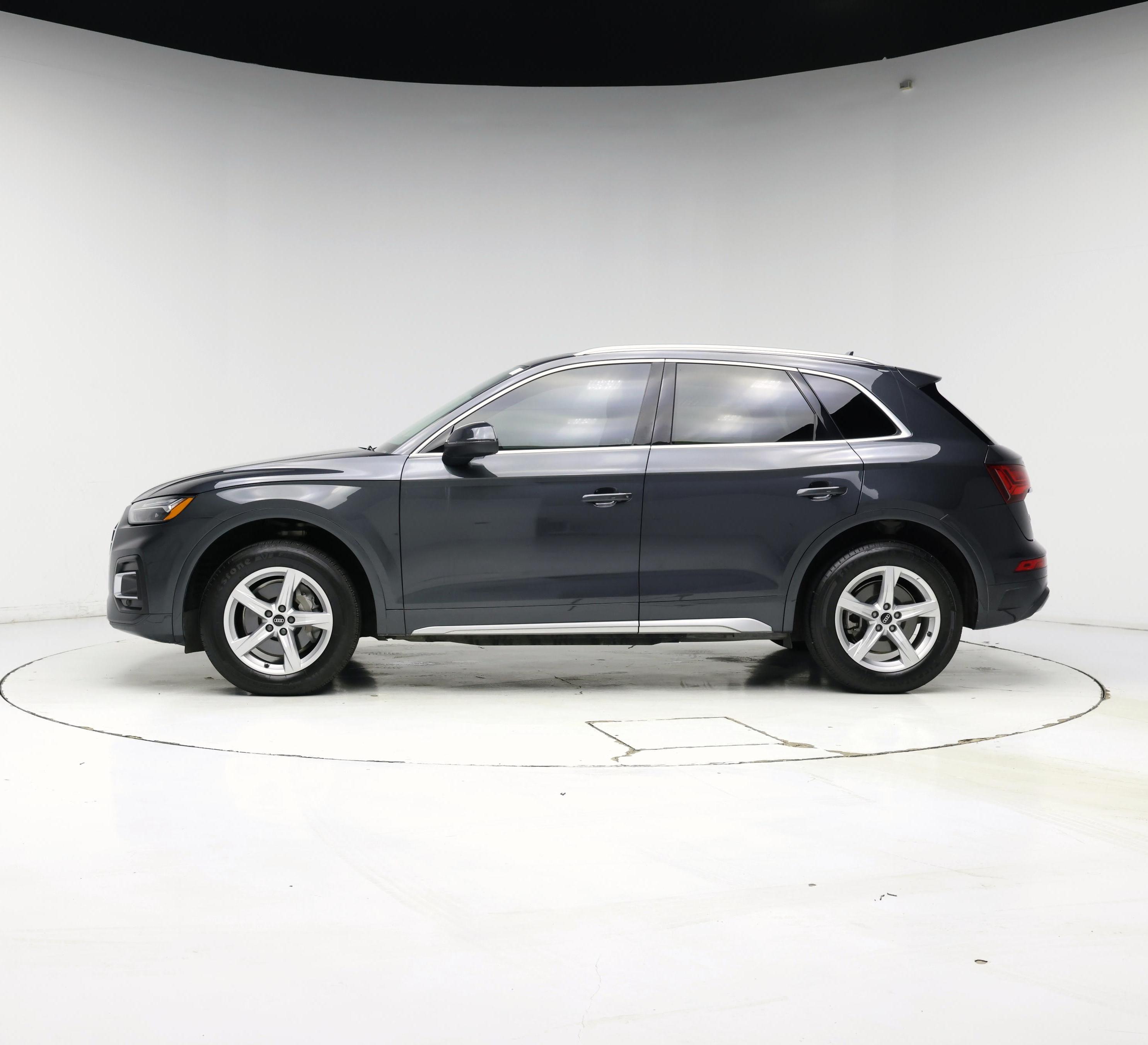 Thumbnail: 2021 Audi Q5 - 3