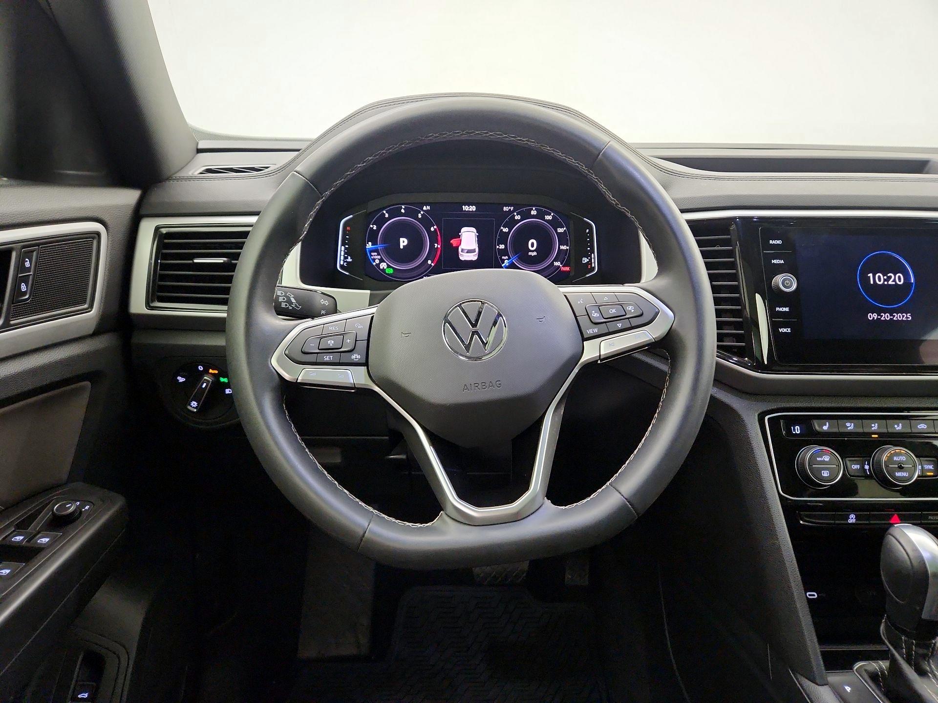 Thumbnail: 2022 Volkswagen Atlas - 10