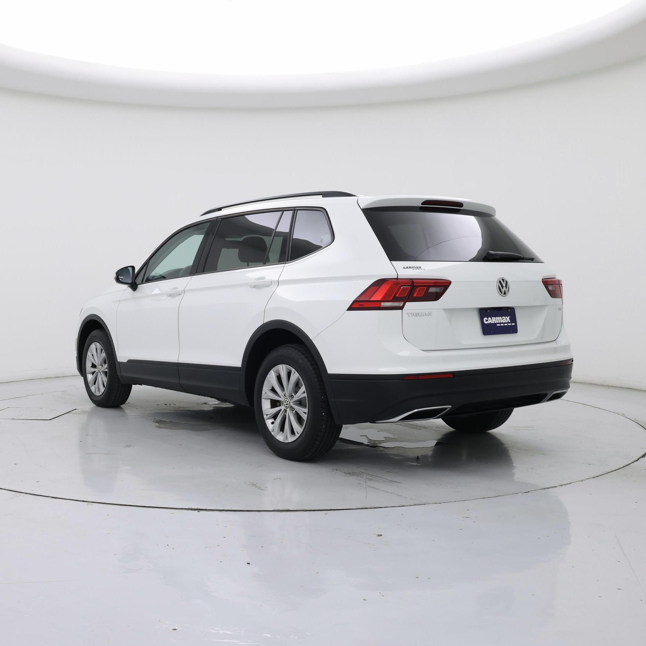 Thumbnail: 2018 Volkswagen Tiguan - 2