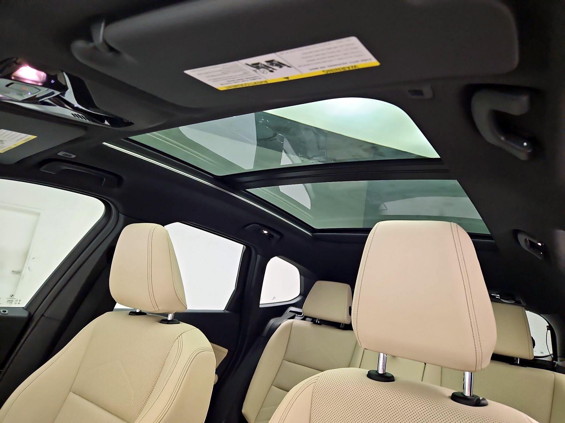 Thumbnail: 2023 BMW X1 - 20