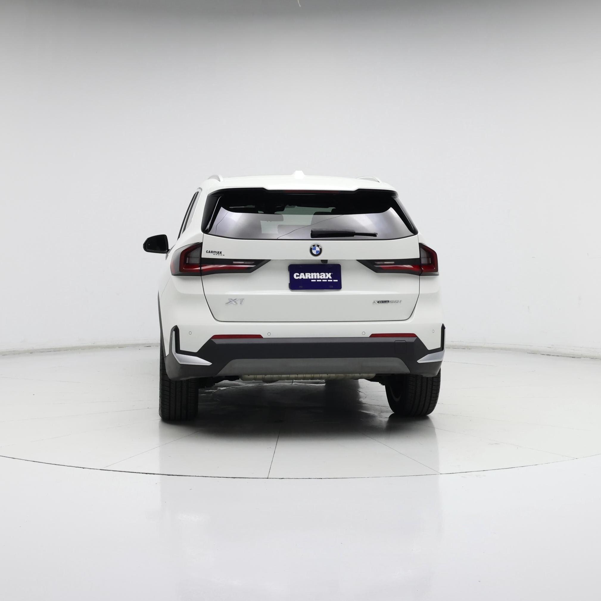 Thumbnail: 2023 BMW X1 - 6