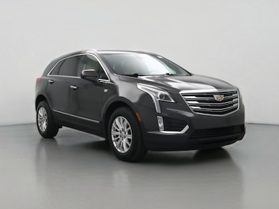 Gray 2017 Cadillac XT5