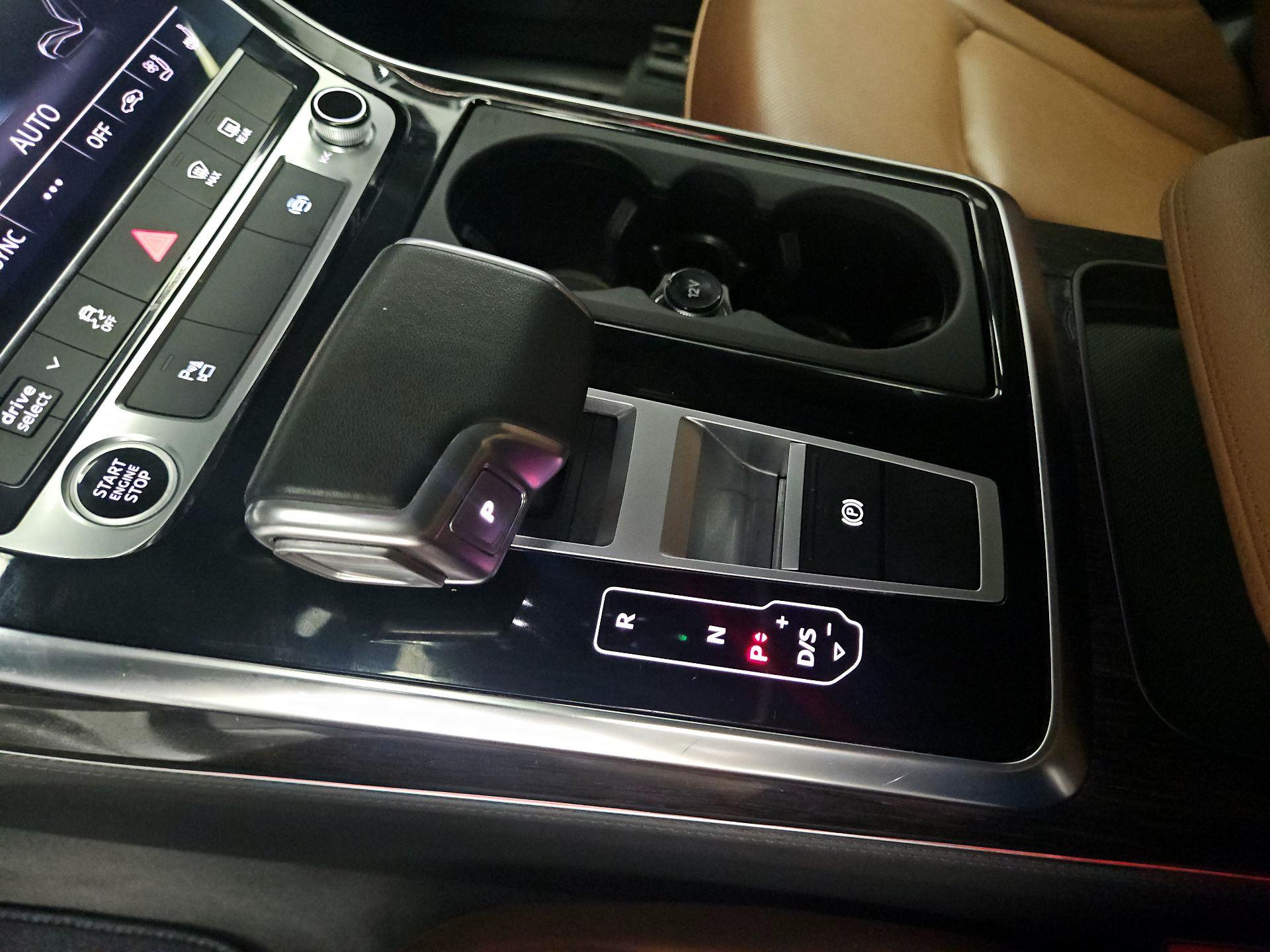 Thumbnail: 2023 Audi Q7 - 18