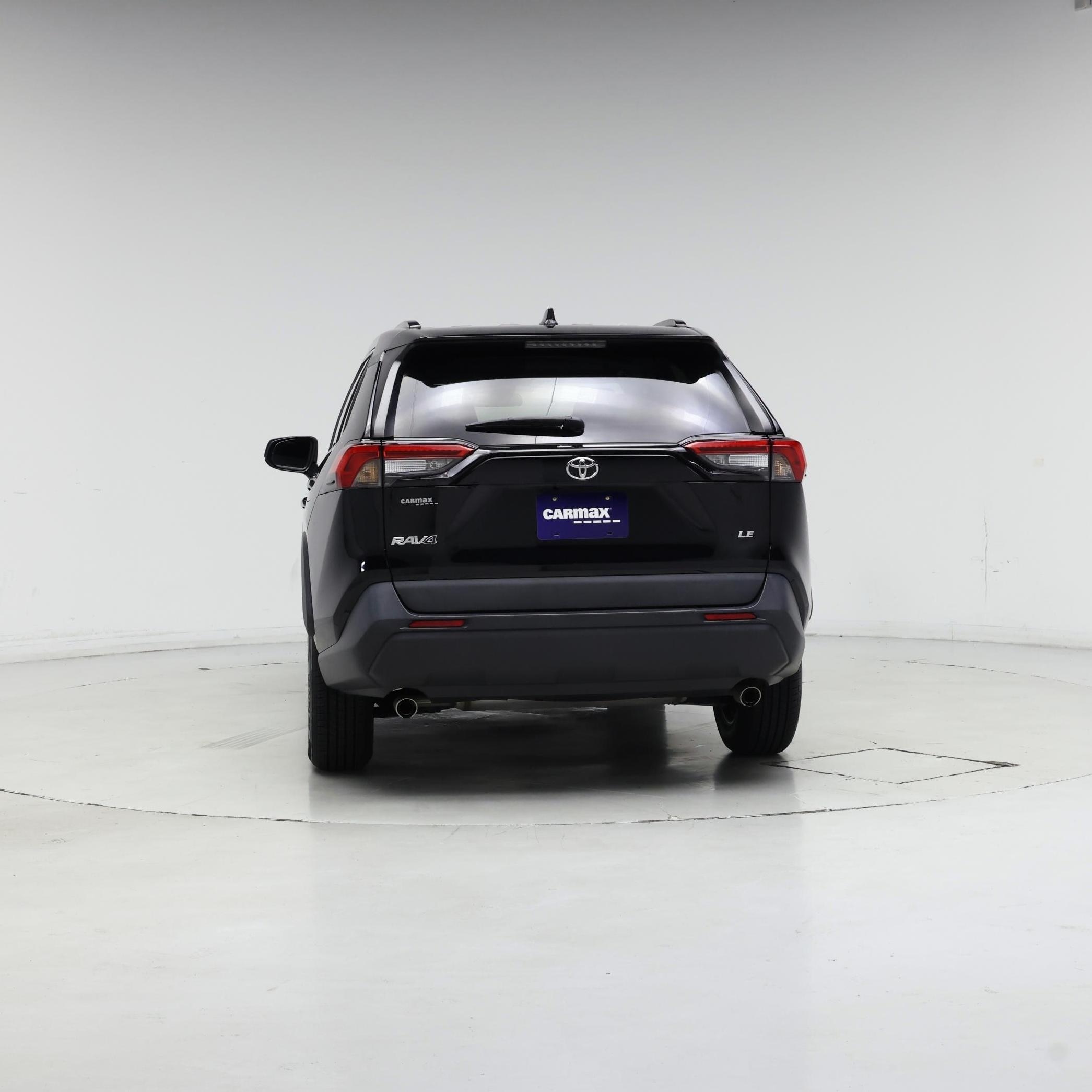 Thumbnail: 2021 Toyota RAV4 - 6