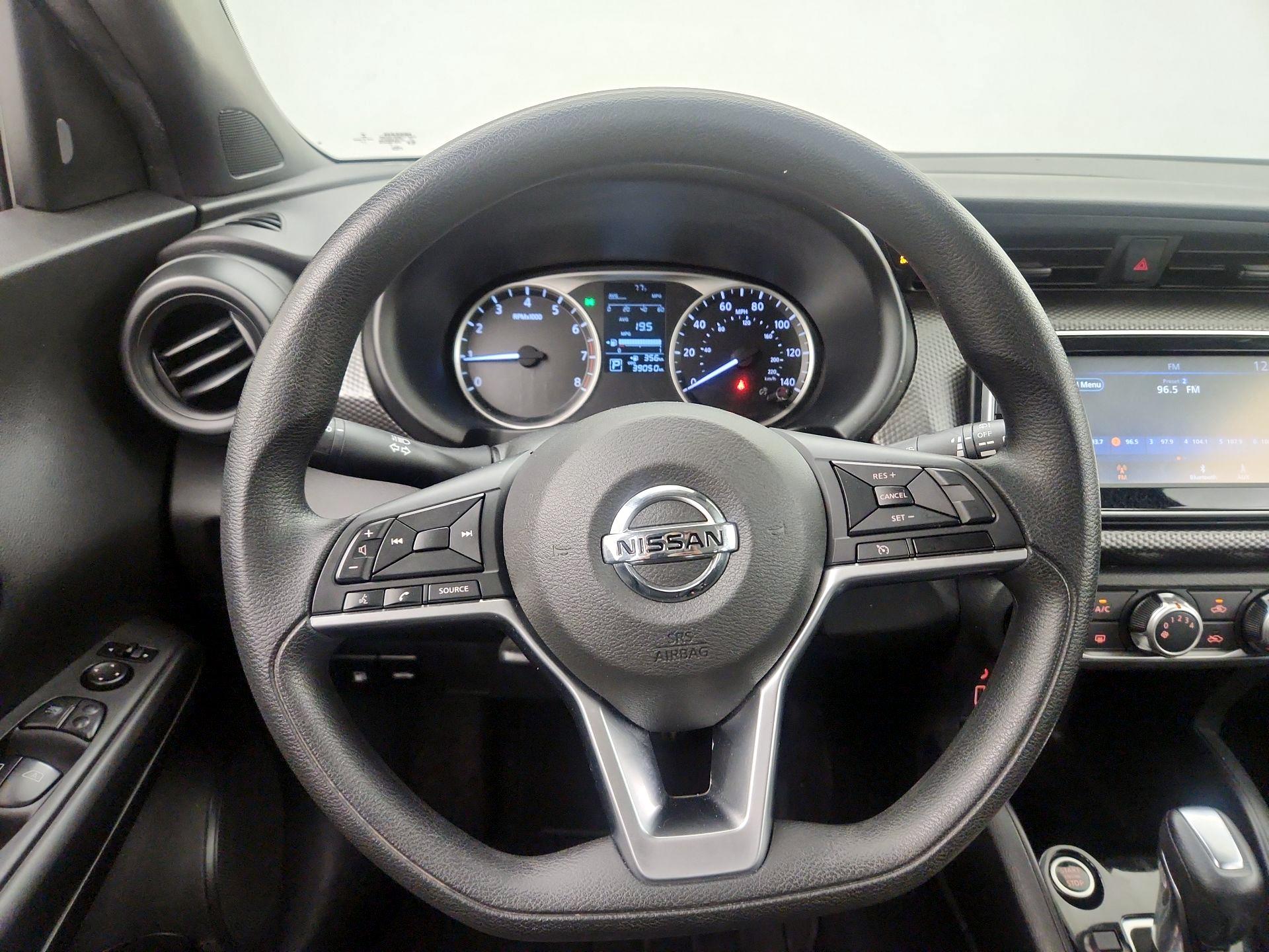 Thumbnail: 2020 Nissan Kicks - 10