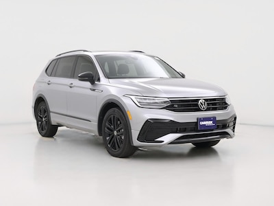 Gray 2022 Volkswagen Tiguan SE R-Line Black