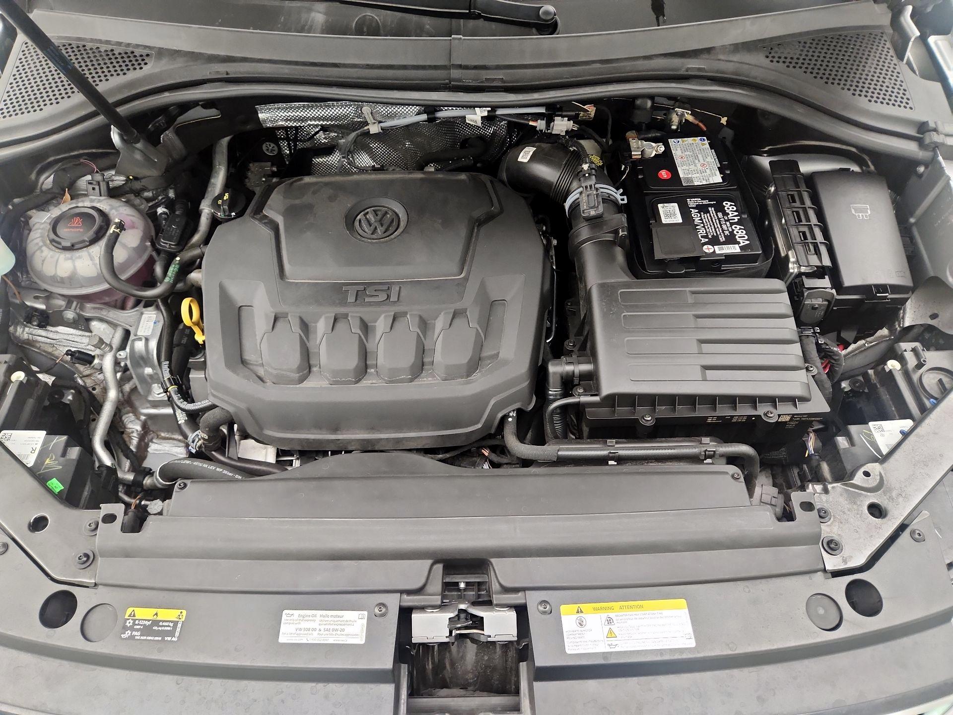 Thumbnail: 2022 Volkswagen Tiguan - 17