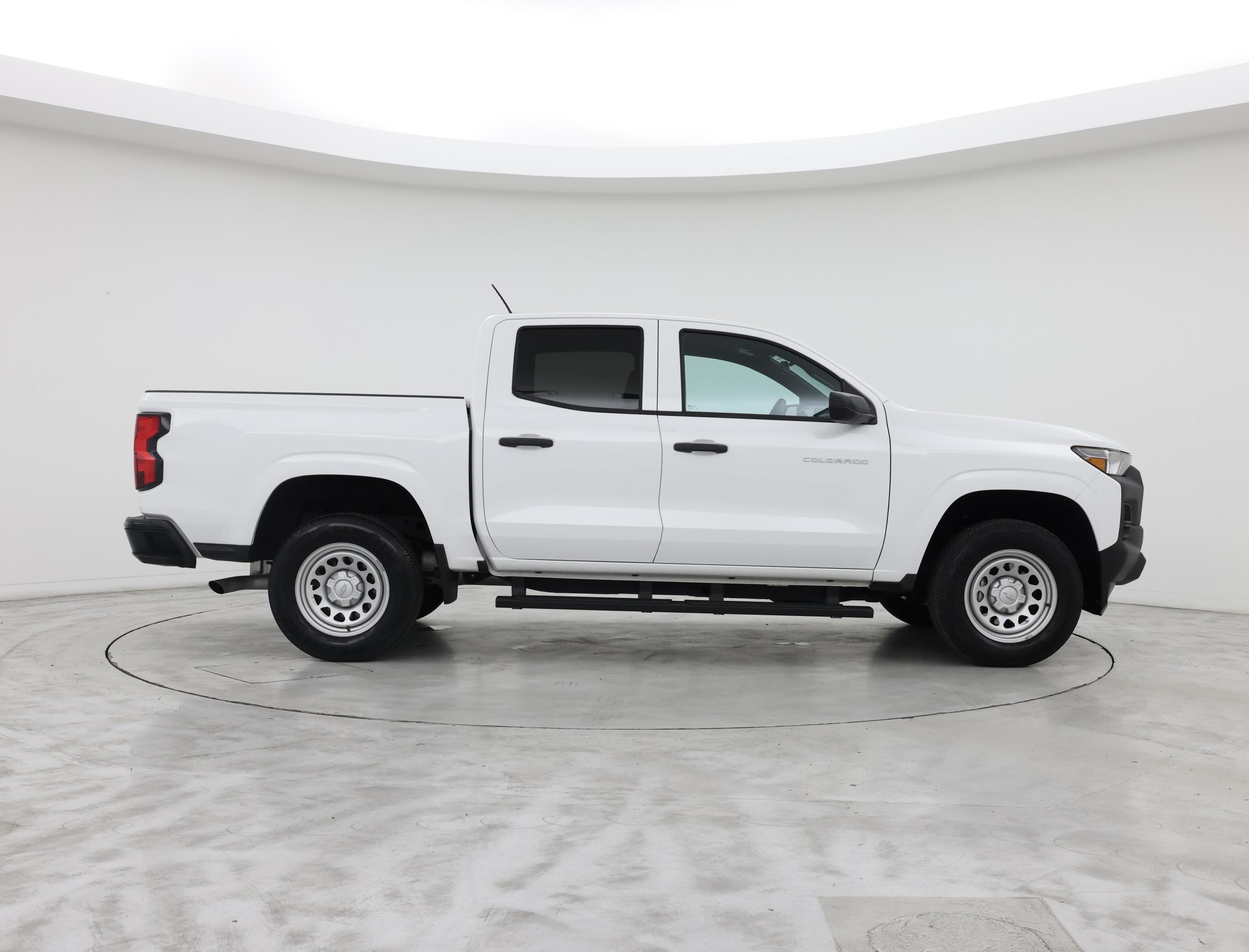Thumbnail: 2023 Chevrolet Colorado - 7