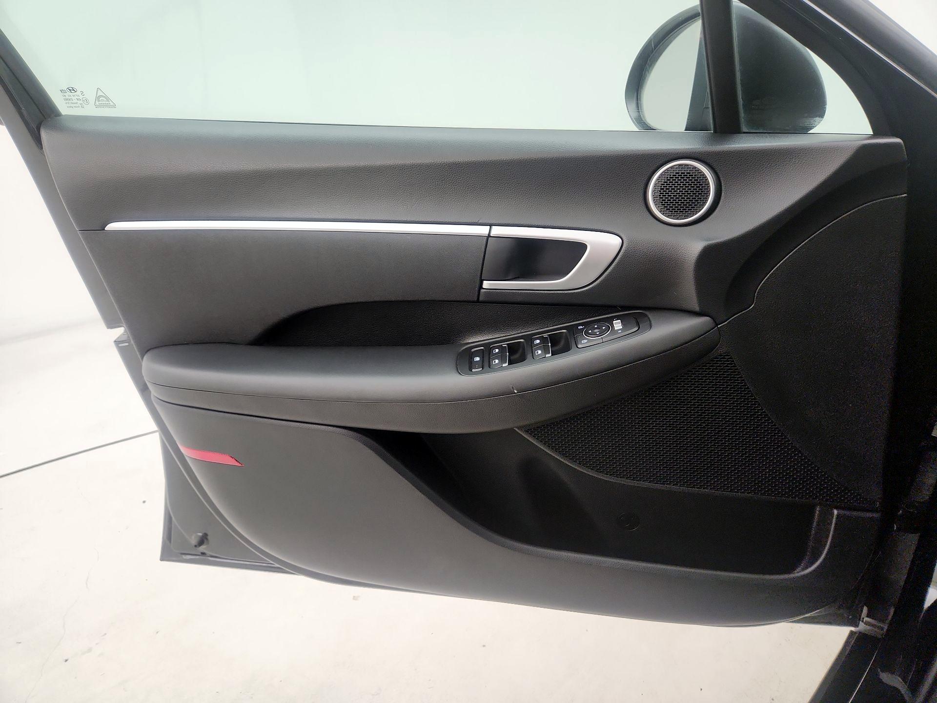 Thumbnail: 2021 Hyundai Sonata - 12