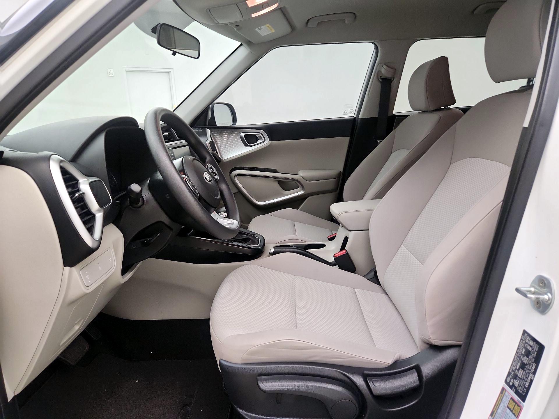 Thumbnail: 2020 Kia Soul - 11