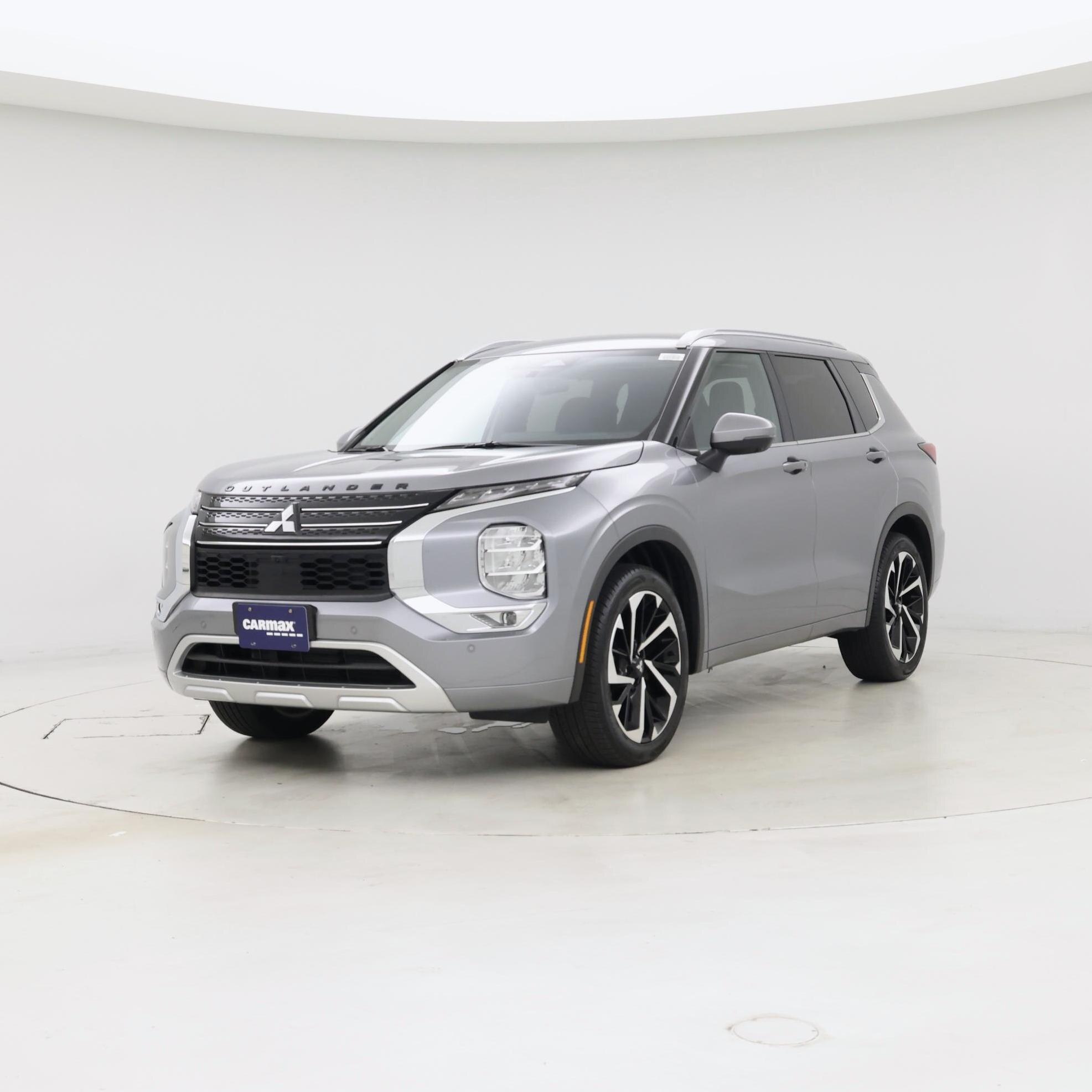 Thumbnail: 2024 Mitsubishi Outlander - 4