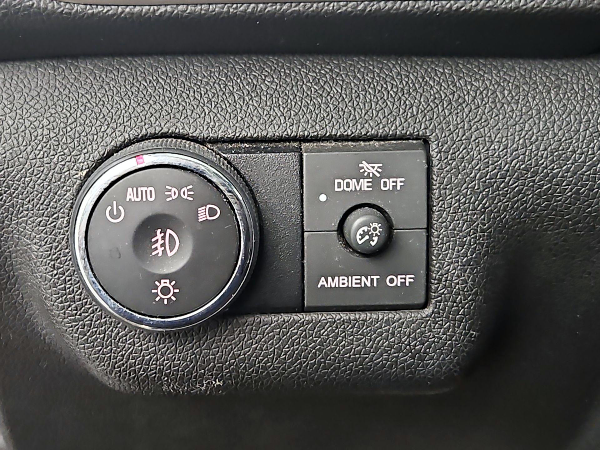 Thumbnail: 2015 GMC Acadia - 13