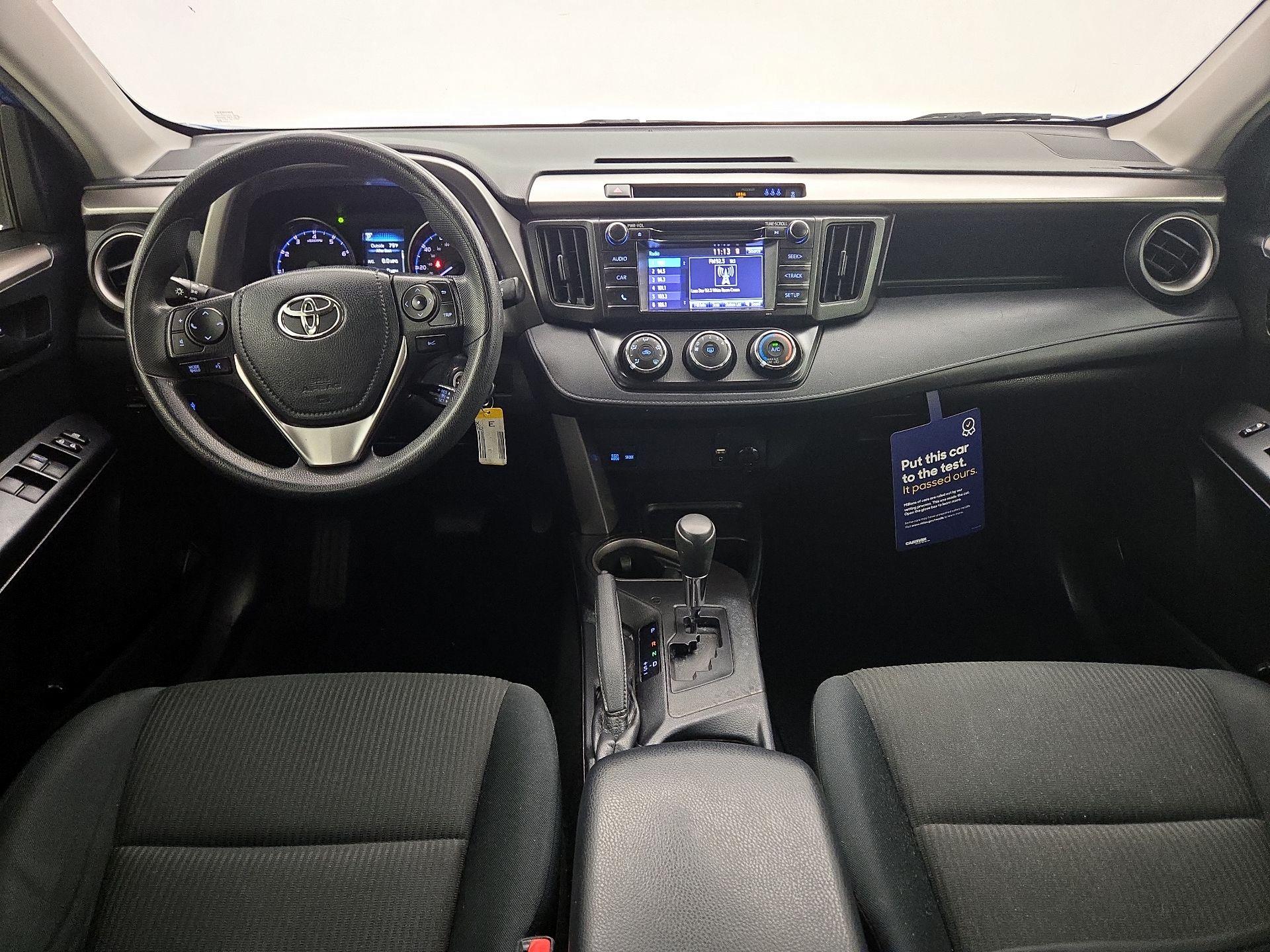 Thumbnail: 2018 Toyota RAV4 - 9