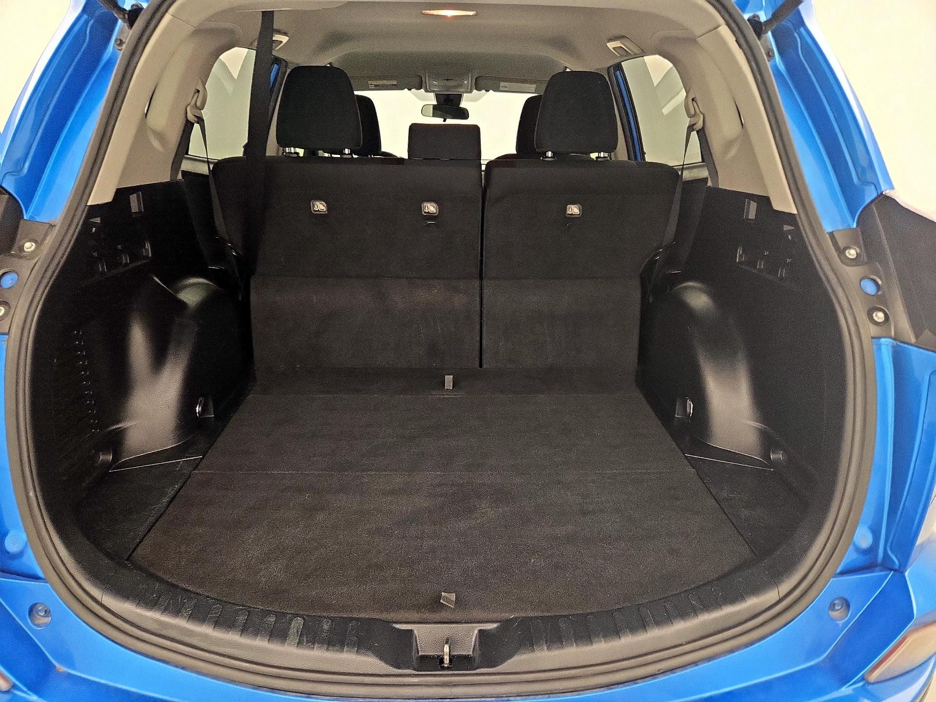 Thumbnail: 2018 Toyota RAV4 - 20