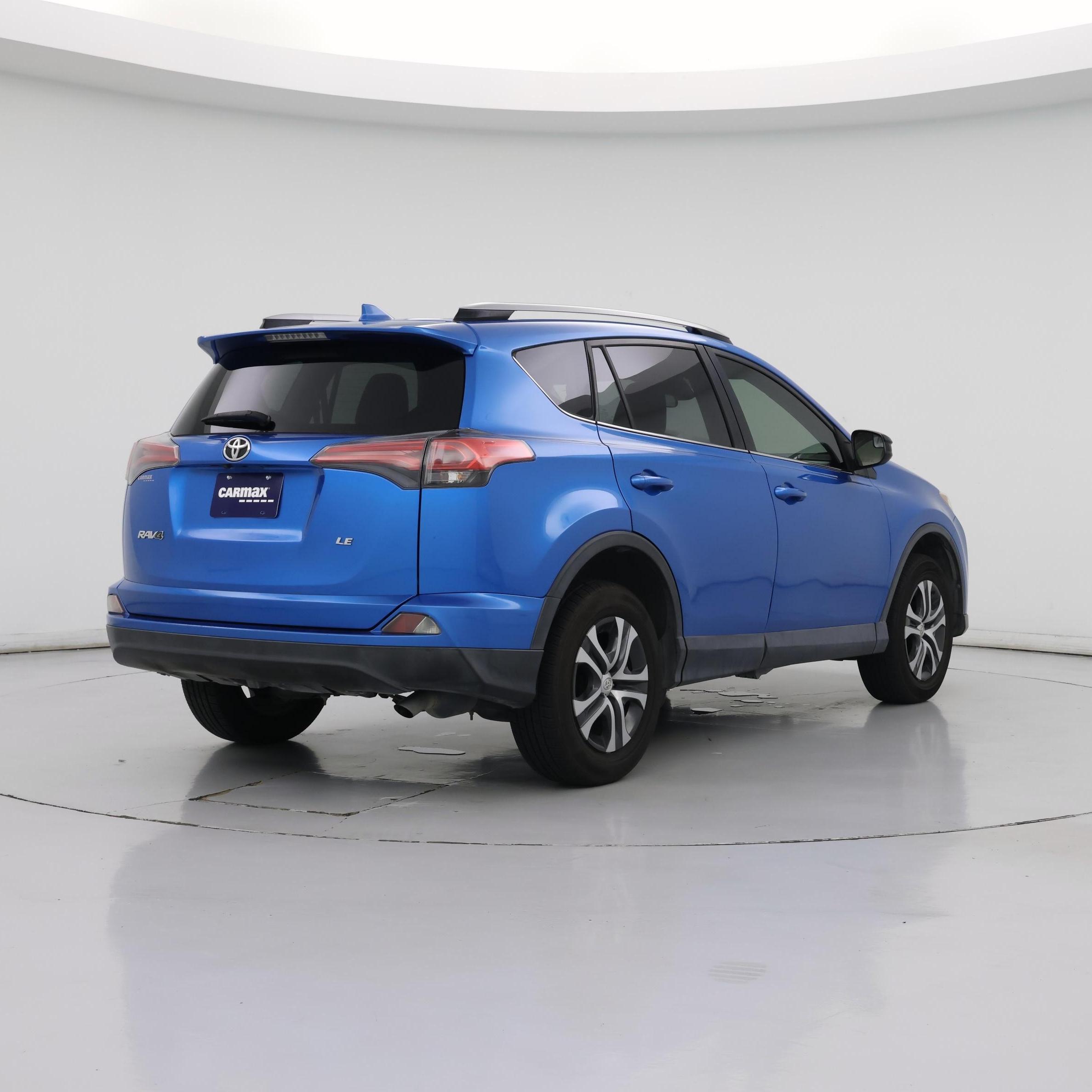 Thumbnail: 2018 Toyota RAV4 - 8