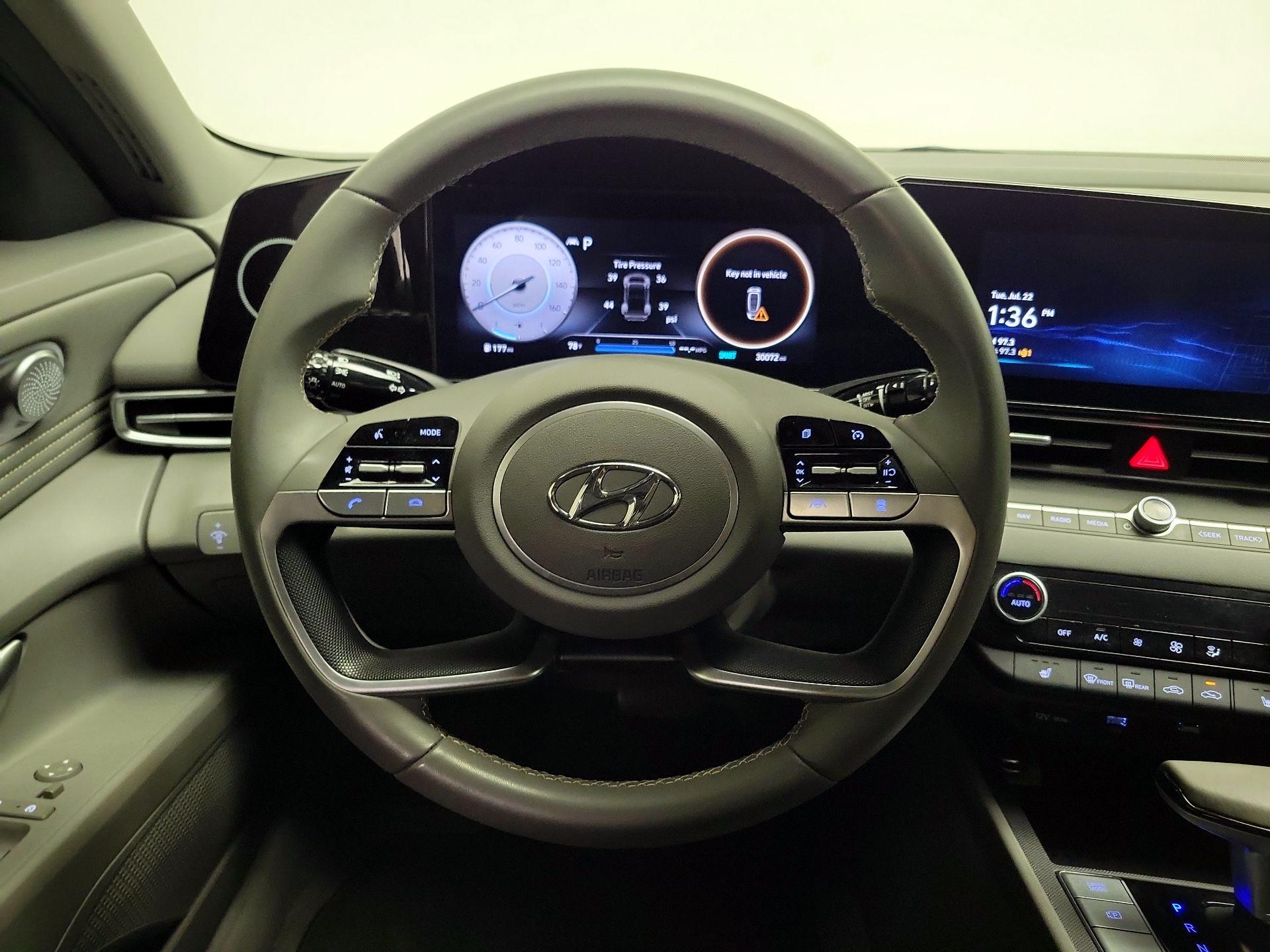 Thumbnail: 2023 Hyundai Elantra - 10