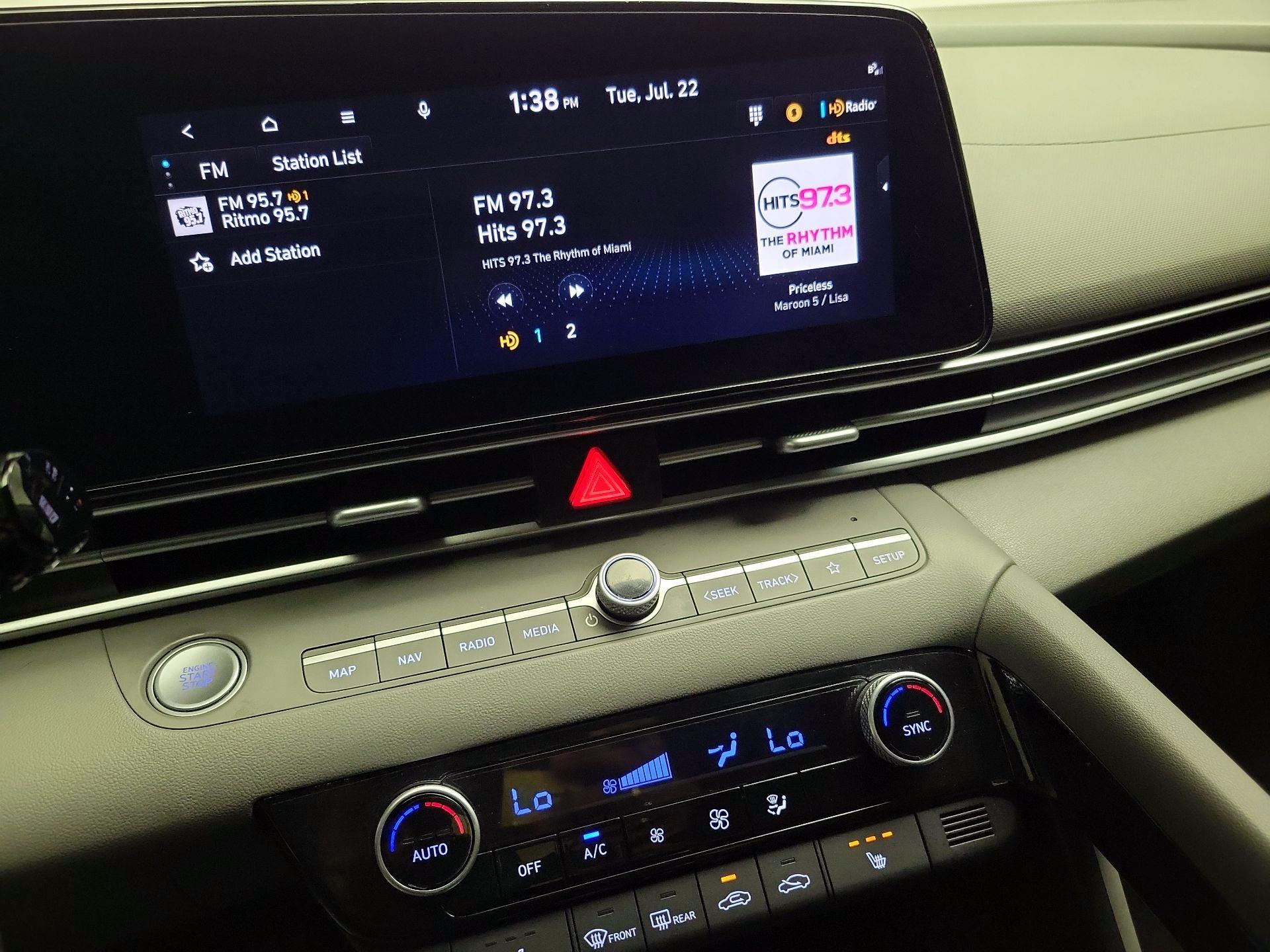 Thumbnail: 2023 Hyundai Elantra - 16